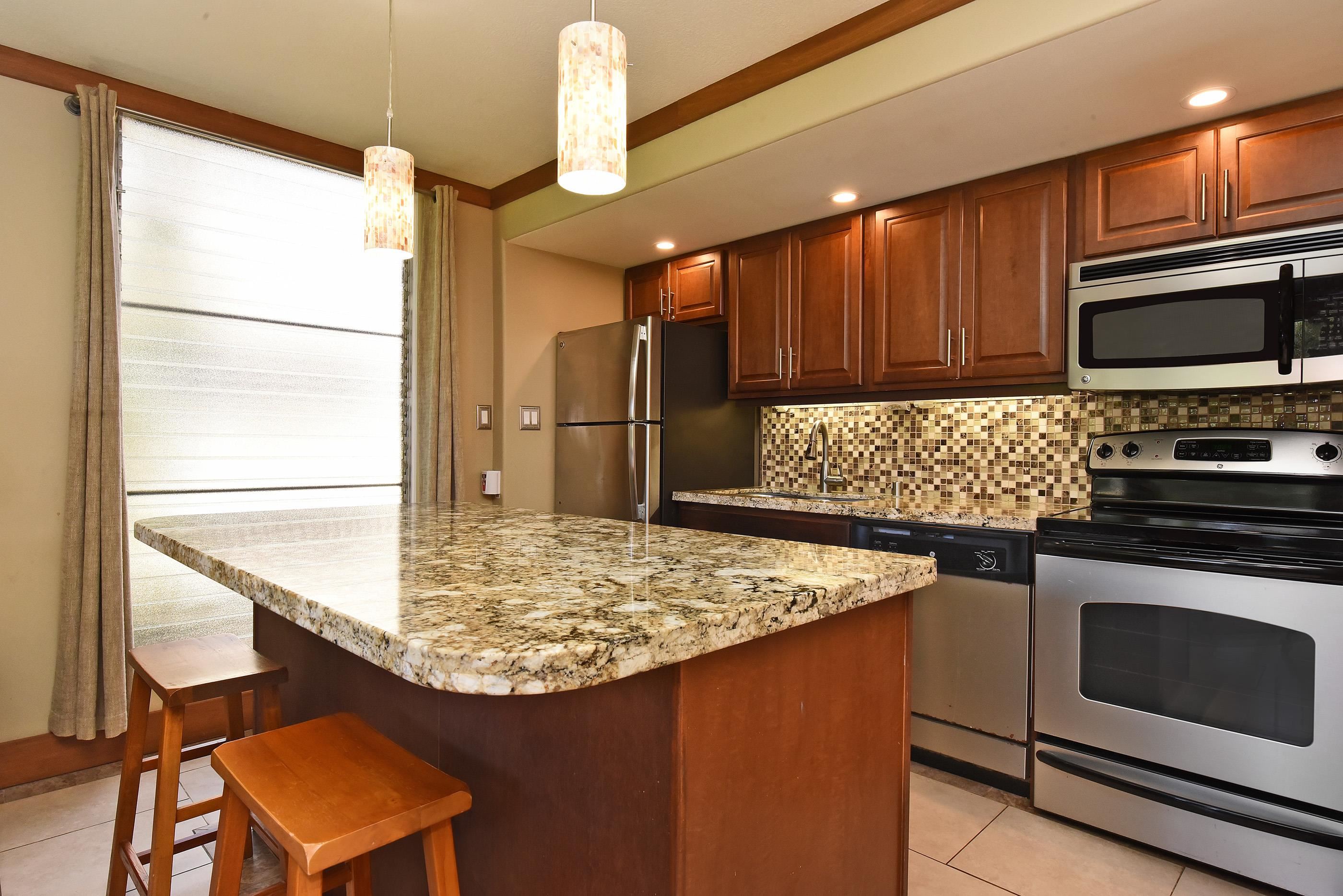 Maui Sands I condo # 3A, Lahaina, Hawaii - photo 7 of 39