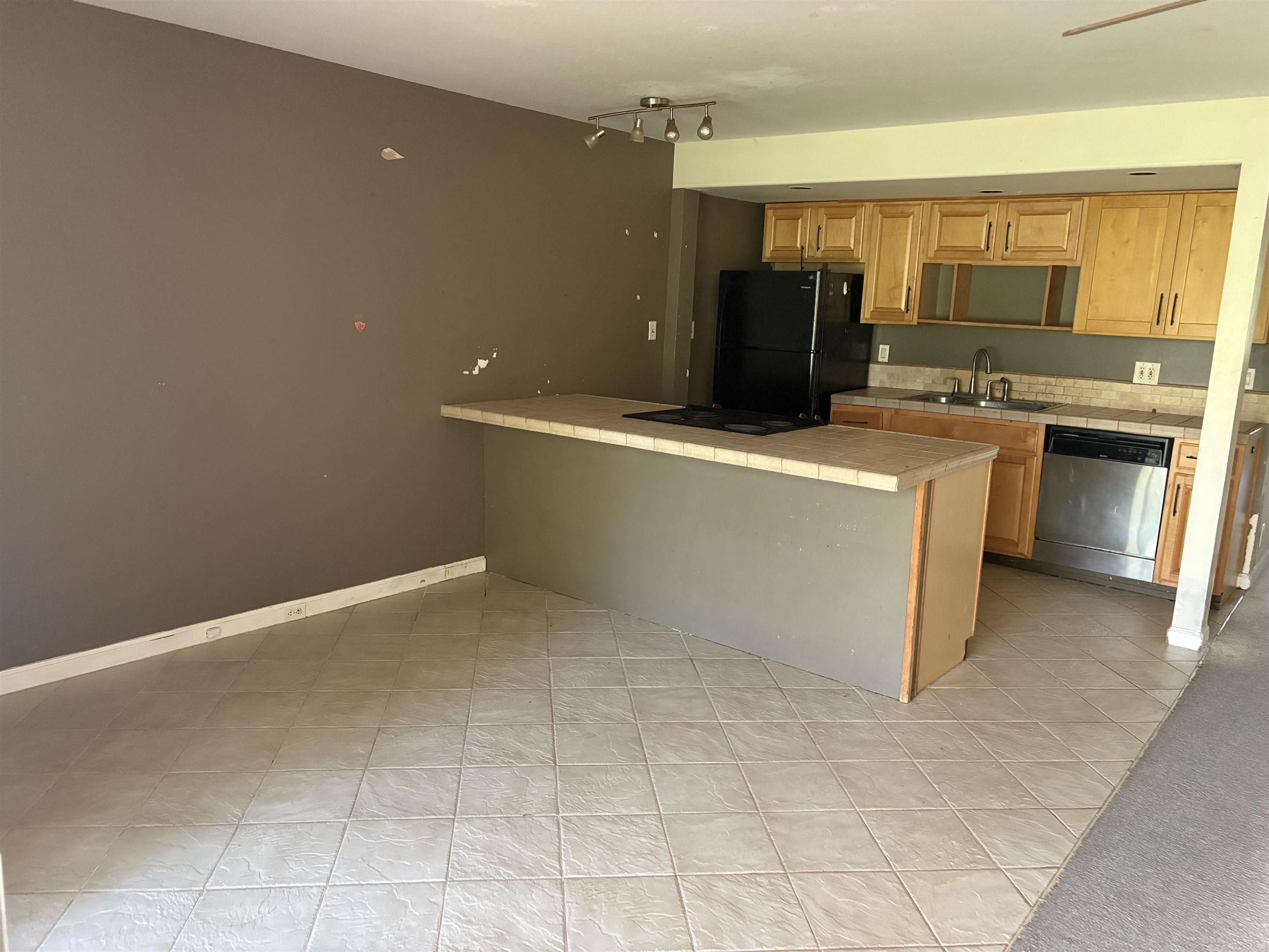 Maui Sands I condo # 3C, Lahaina, Hawaii - photo 18 of 22