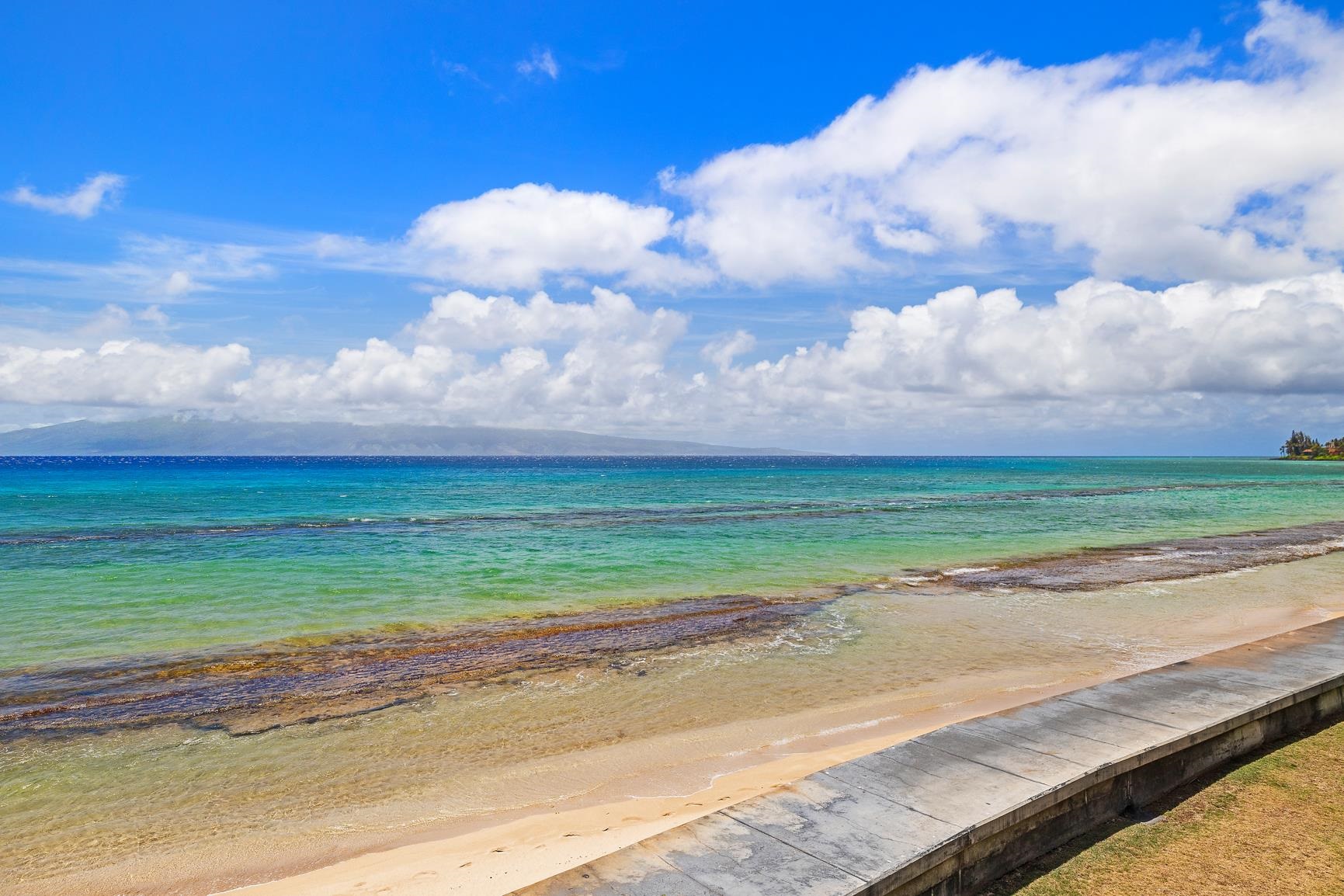 Maui Sands I condo # 5G, Lahaina, Hawaii - photo 2 of 30