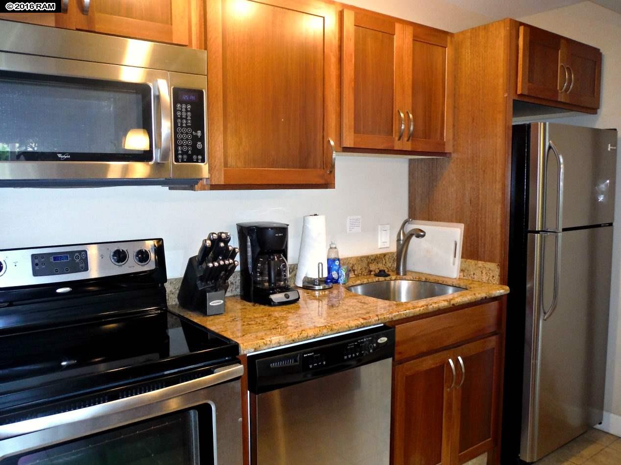 Maui Sands I condo # 6D, Lahaina, Hawaii - photo 5 of 29