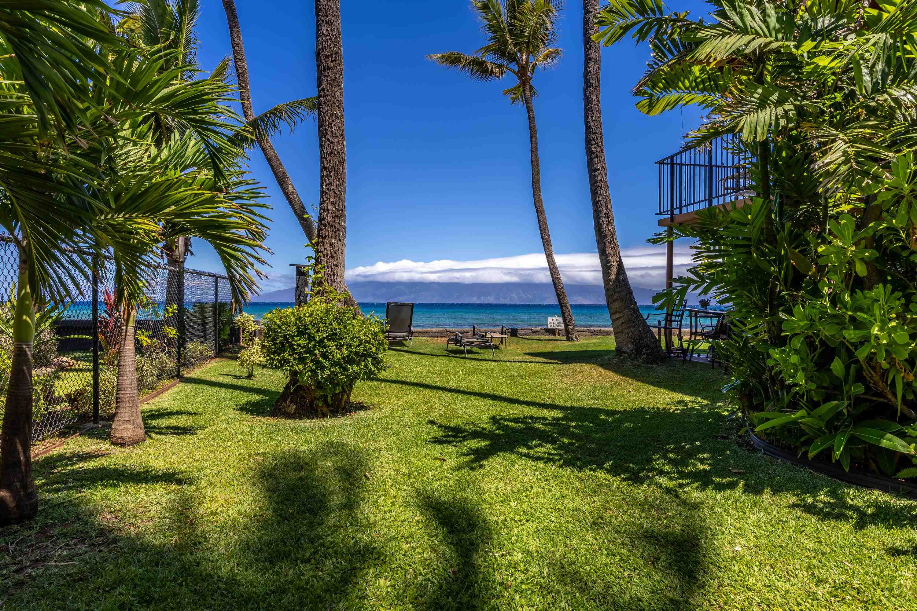 Maui Sands Seaside condo # 708, Lahaina, Hawaii - photo 13 of 47