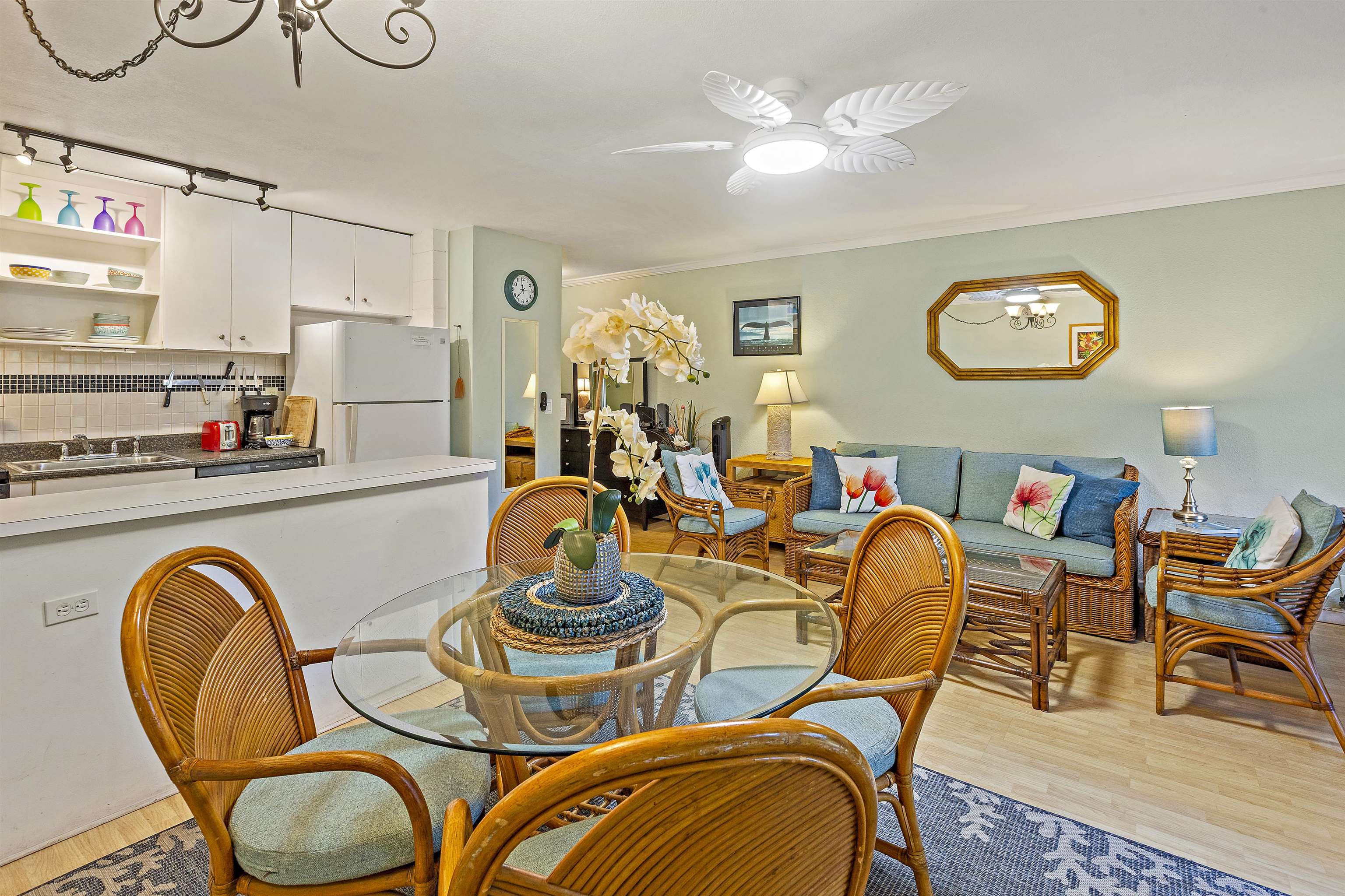 Maui Sands Seaside condo # 708, Lahaina, Hawaii - photo 11 of 29