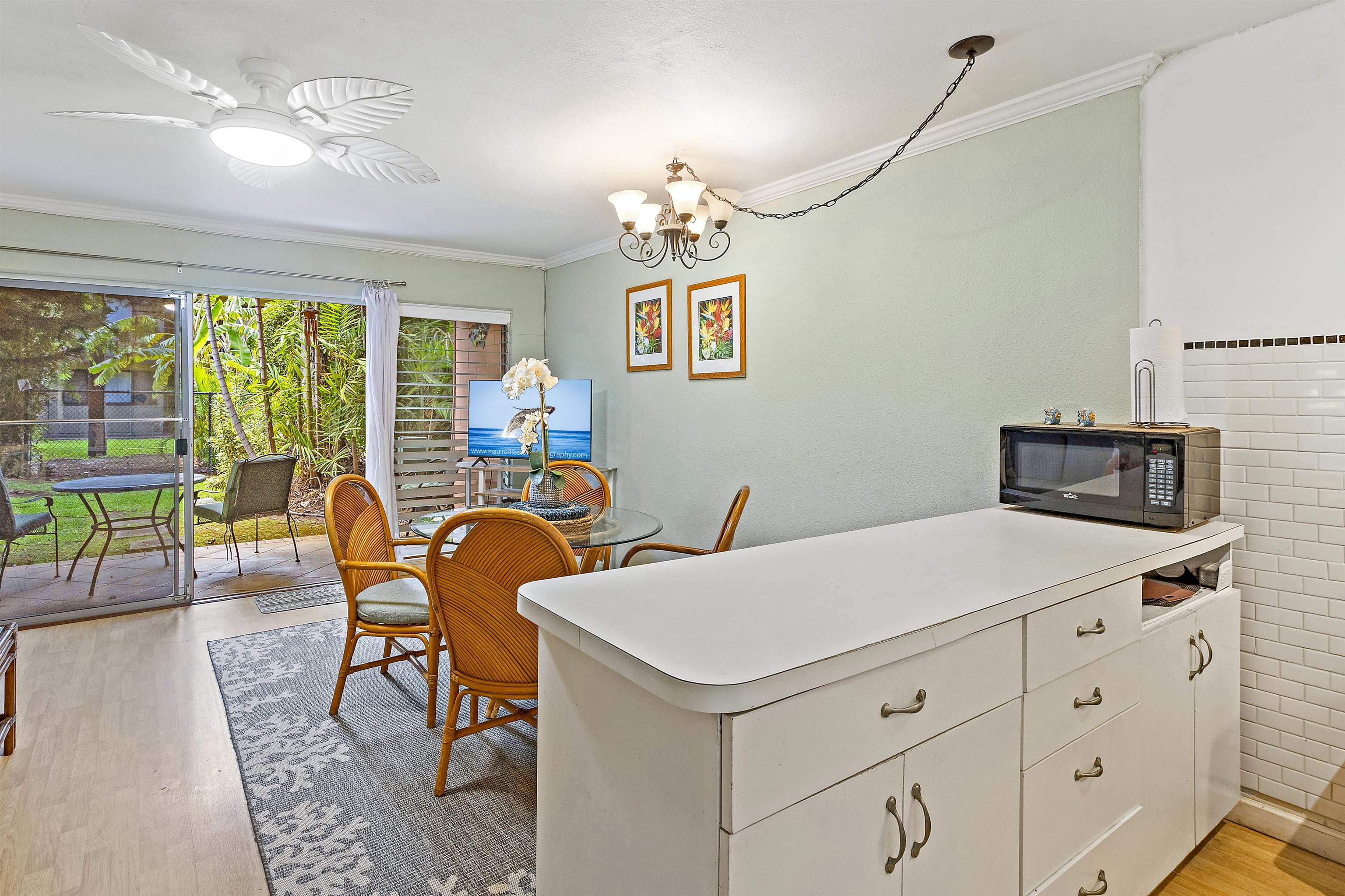 Maui Sands Seaside condo # 708, Lahaina, Hawaii - photo 19 of 29