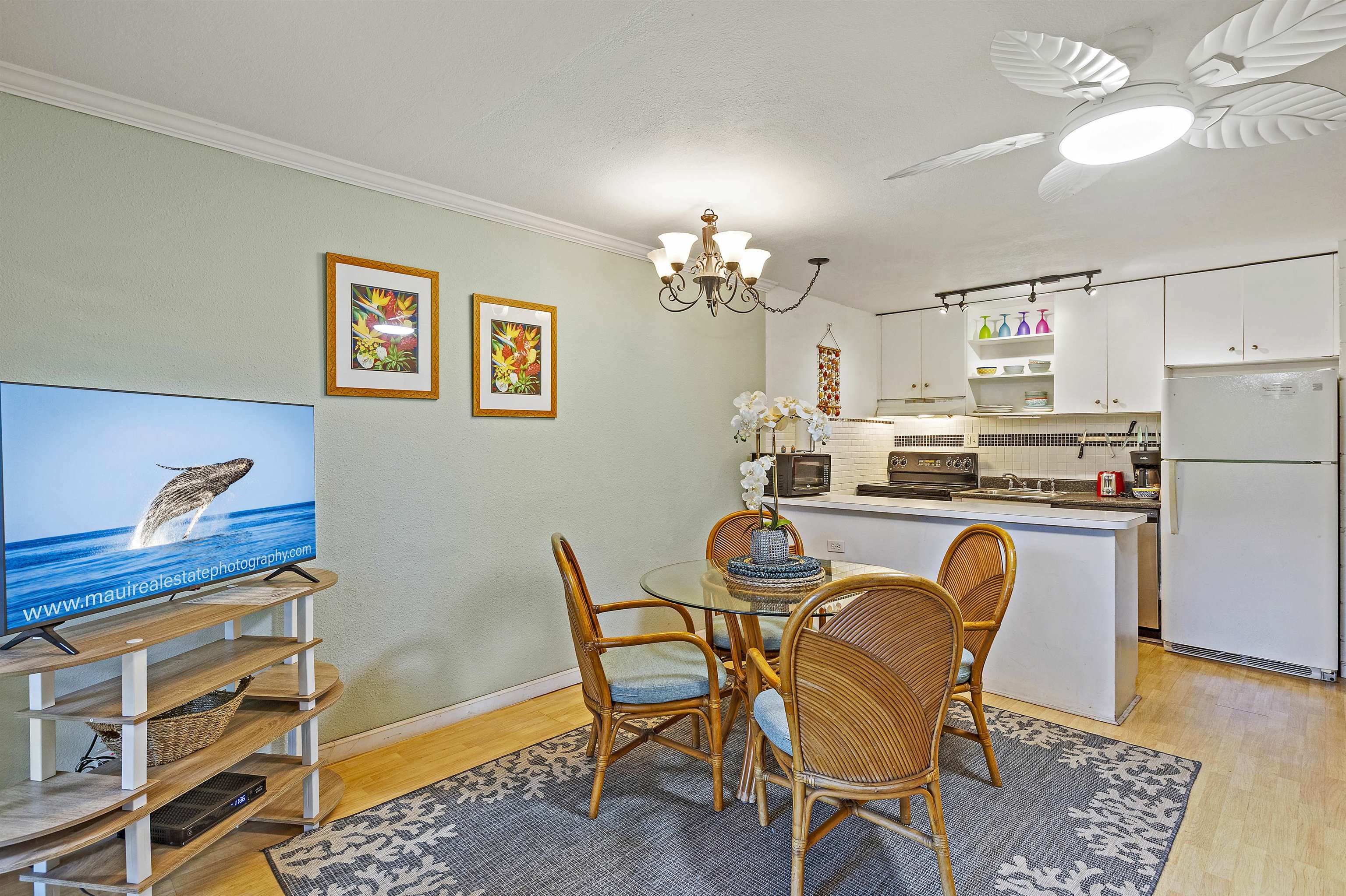 Maui Sands Seaside condo # 708, Lahaina, Hawaii - photo 3 of 29