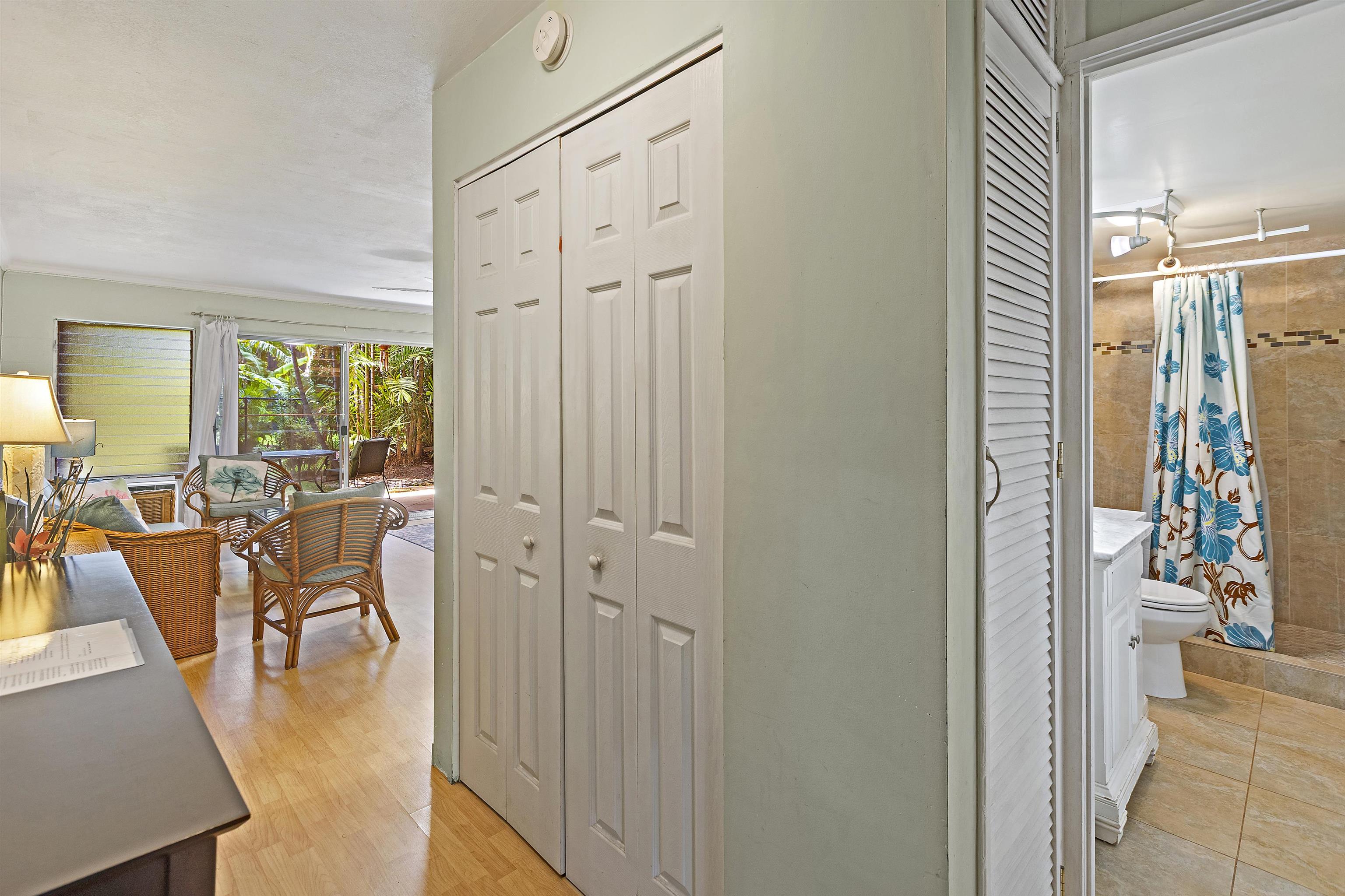 Maui Sands Seaside condo # 708, Lahaina, Hawaii - photo 22 of 29