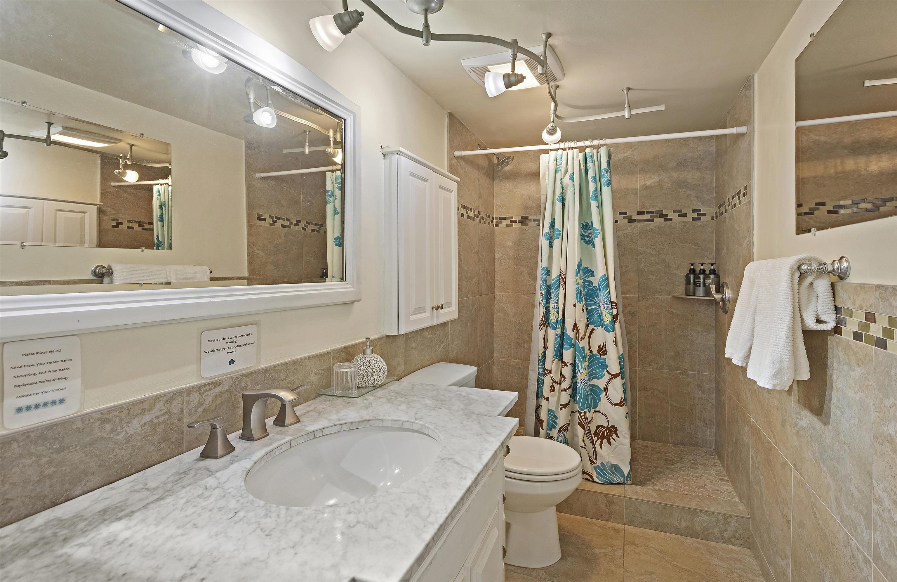 Maui Sands Seaside condo # 708, Lahaina, Hawaii - photo 23 of 29