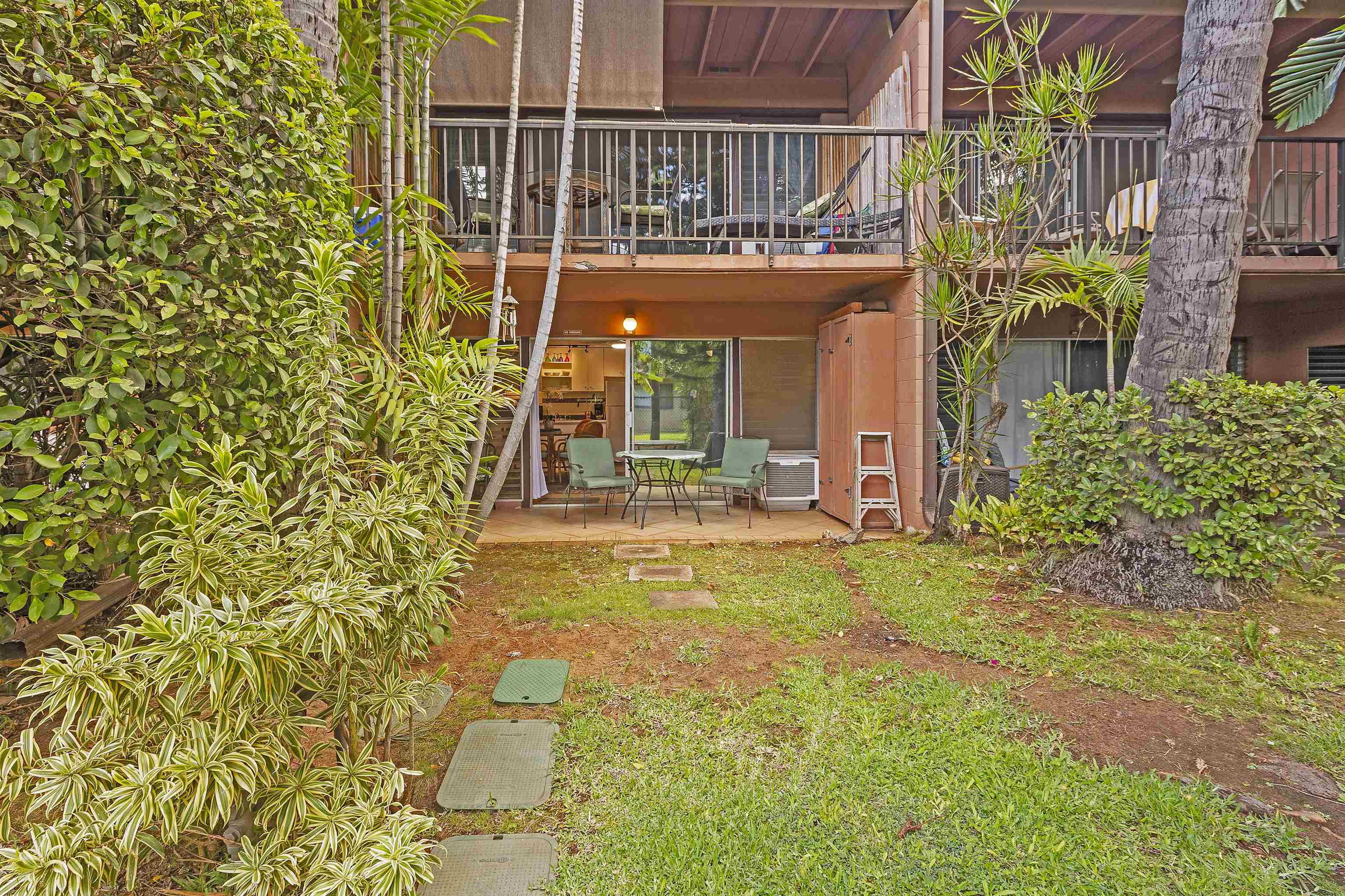 Maui Sands Seaside condo # 708, Lahaina, Hawaii - photo 10 of 29
