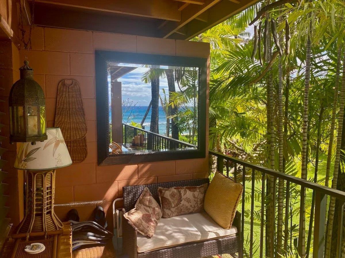 Maui Sands Seaside condo # 714, Lahaina, Hawaii - photo 2 of 22