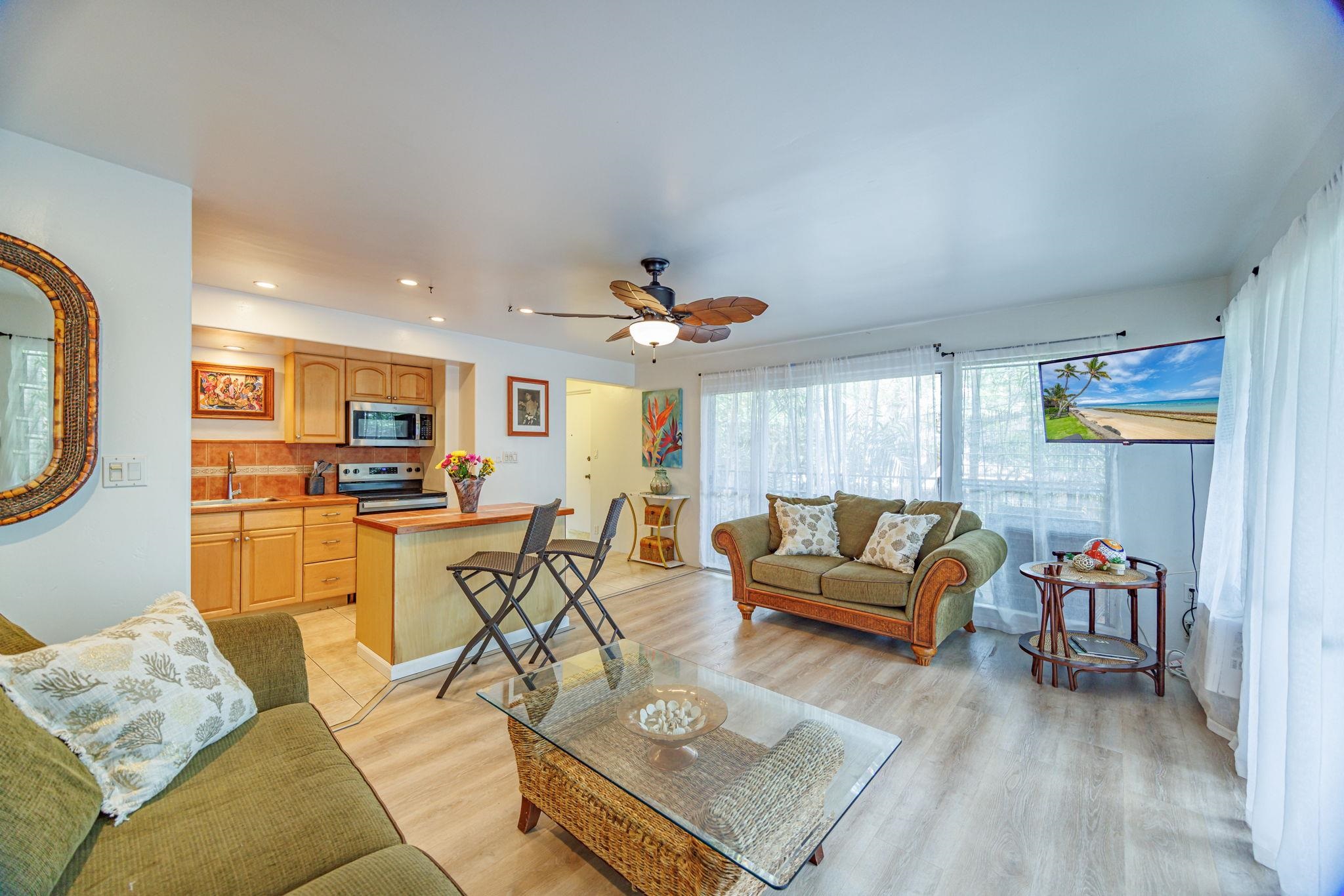 Maui Sands Seaside condo # 720, Lahaina, Hawaii - photo 5 of 36