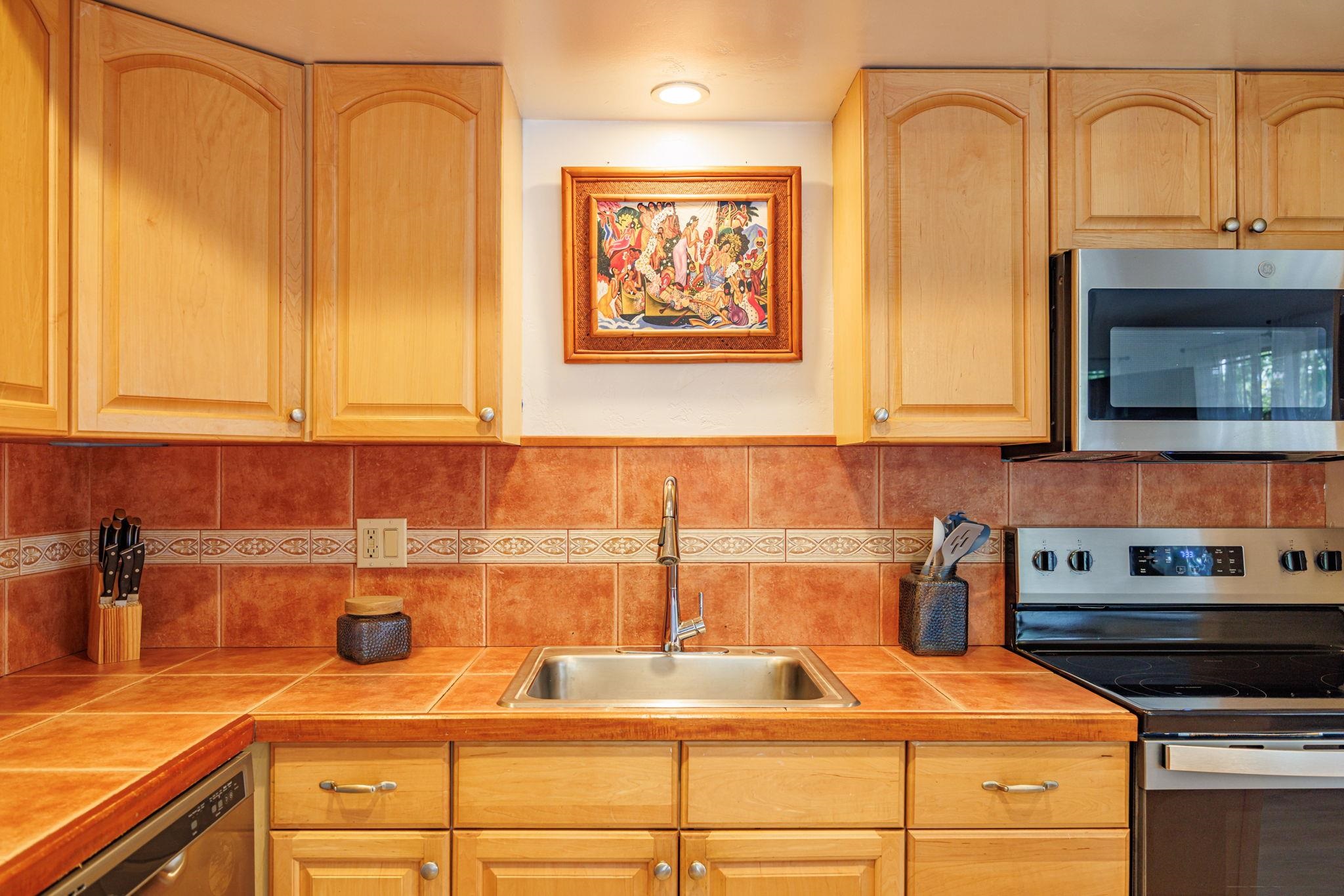Maui Sands Seaside condo # 720, Lahaina, Hawaii - photo 10 of 36