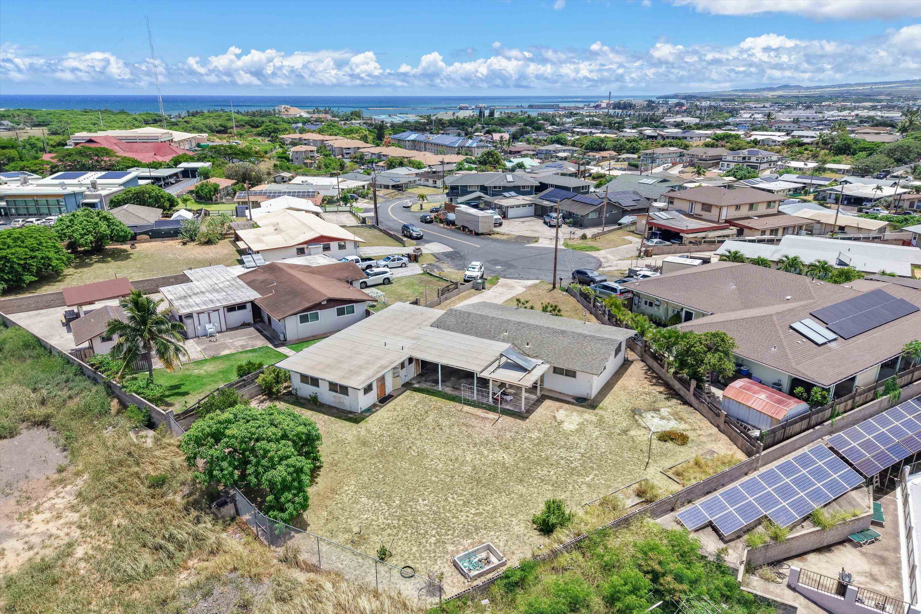 356  Hilu Pl , Kahului home - photo 3 of 24
