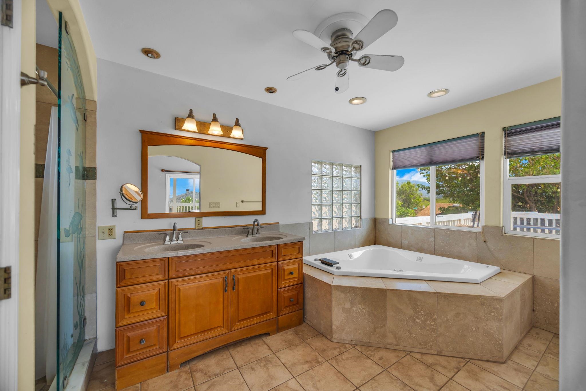 356  Hoalike St , Kihei home - photo 22 of 48