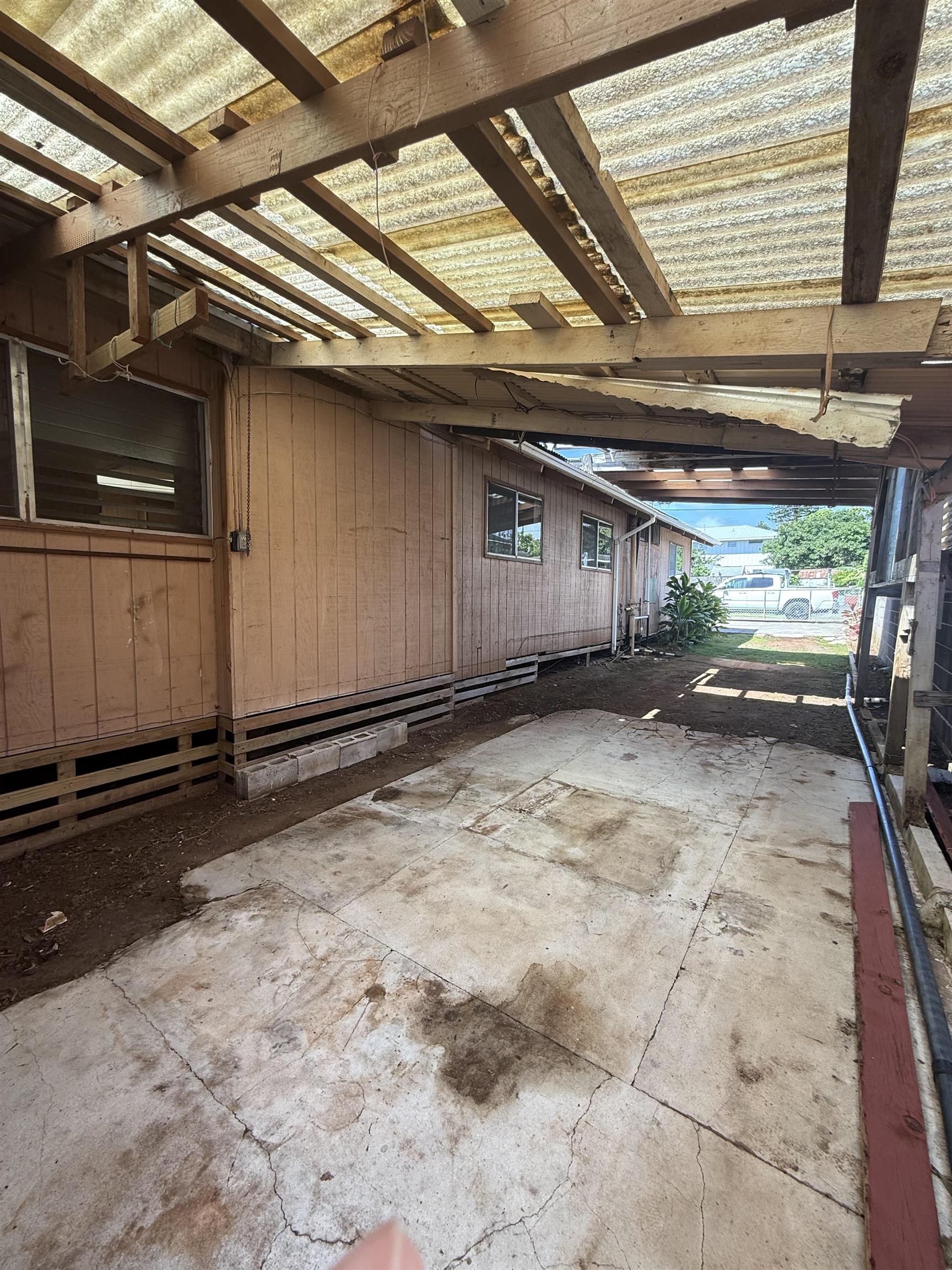3566  Kalua Pl , Makawao/Olinda/Haliimaile home - photo 12 of 14