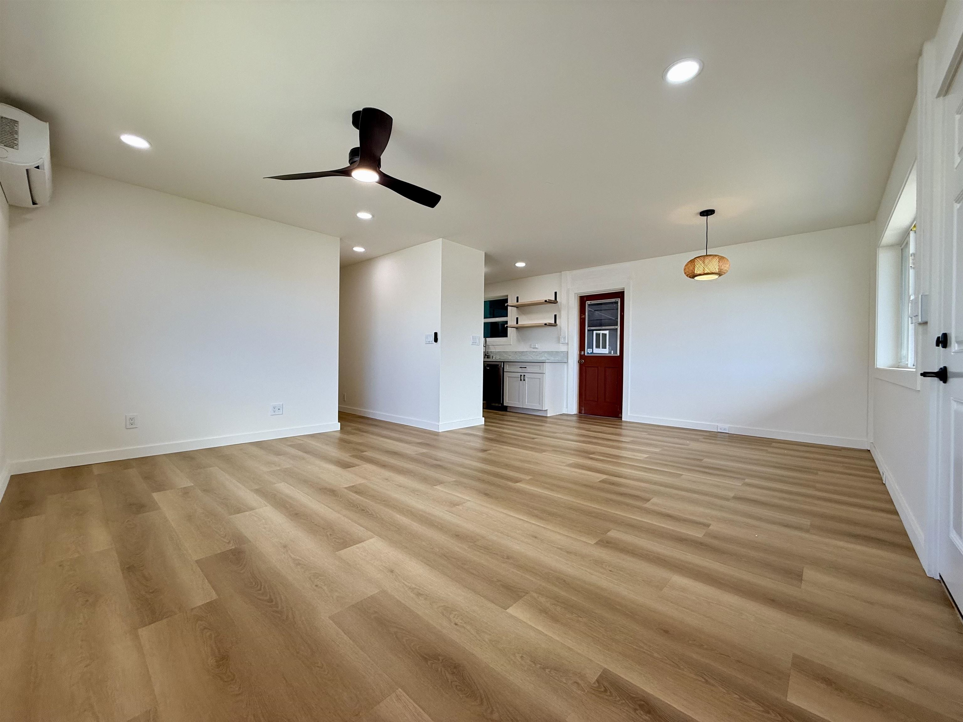 357  Ohaa St Kaahumanu, Kahului home - photo 4 of 28