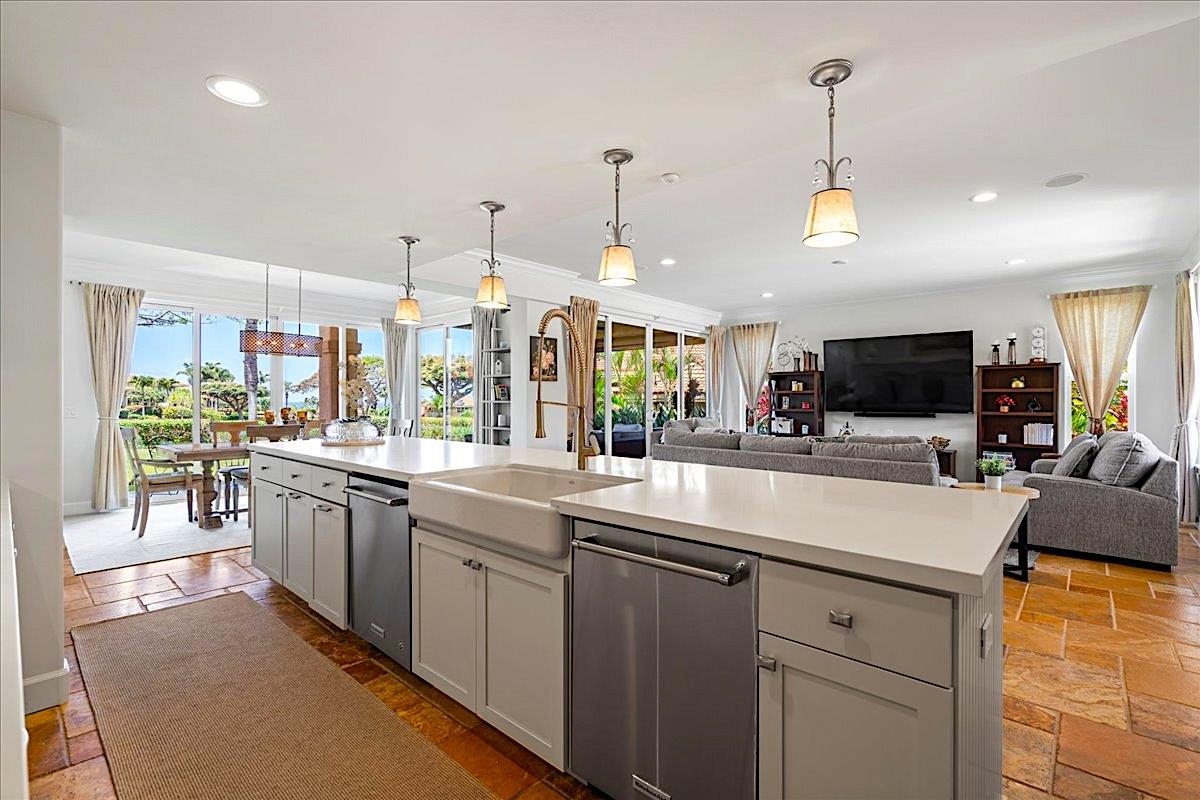 357  Umeke St Hokulani Golf Villas, Kihei home - photo 13 of 50