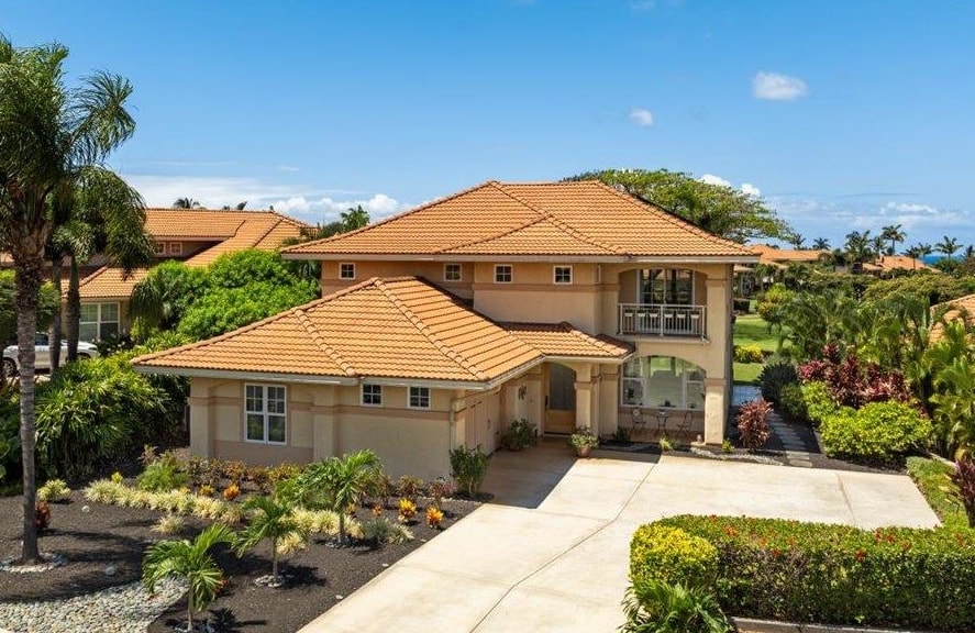 357  Umeke St Hokulani Golf Villas, Kihei home - photo 3 of 50