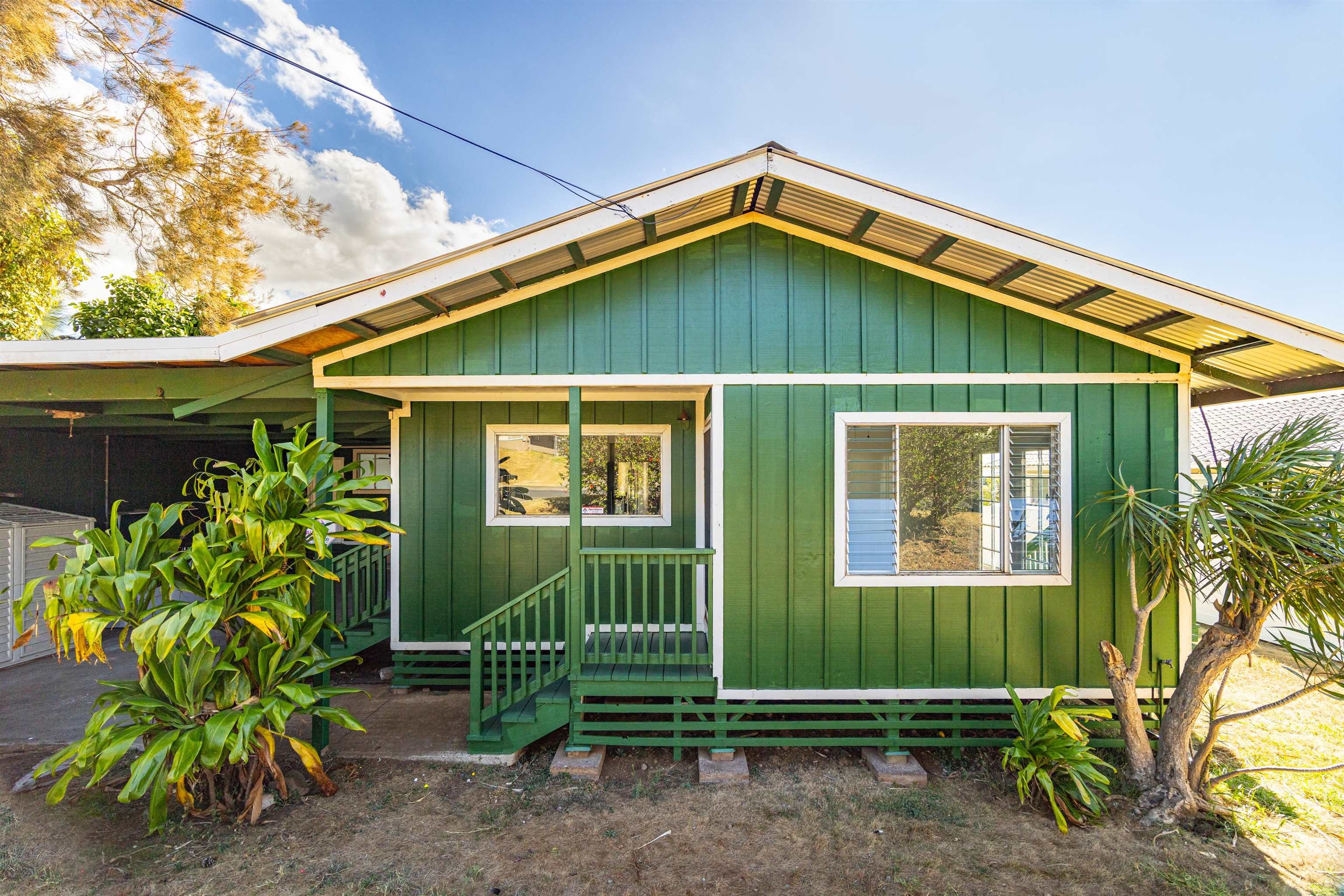 3576  Pahala St Makawao Town, Makawao/Olinda/Haliimaile home - photo 2 of 28
