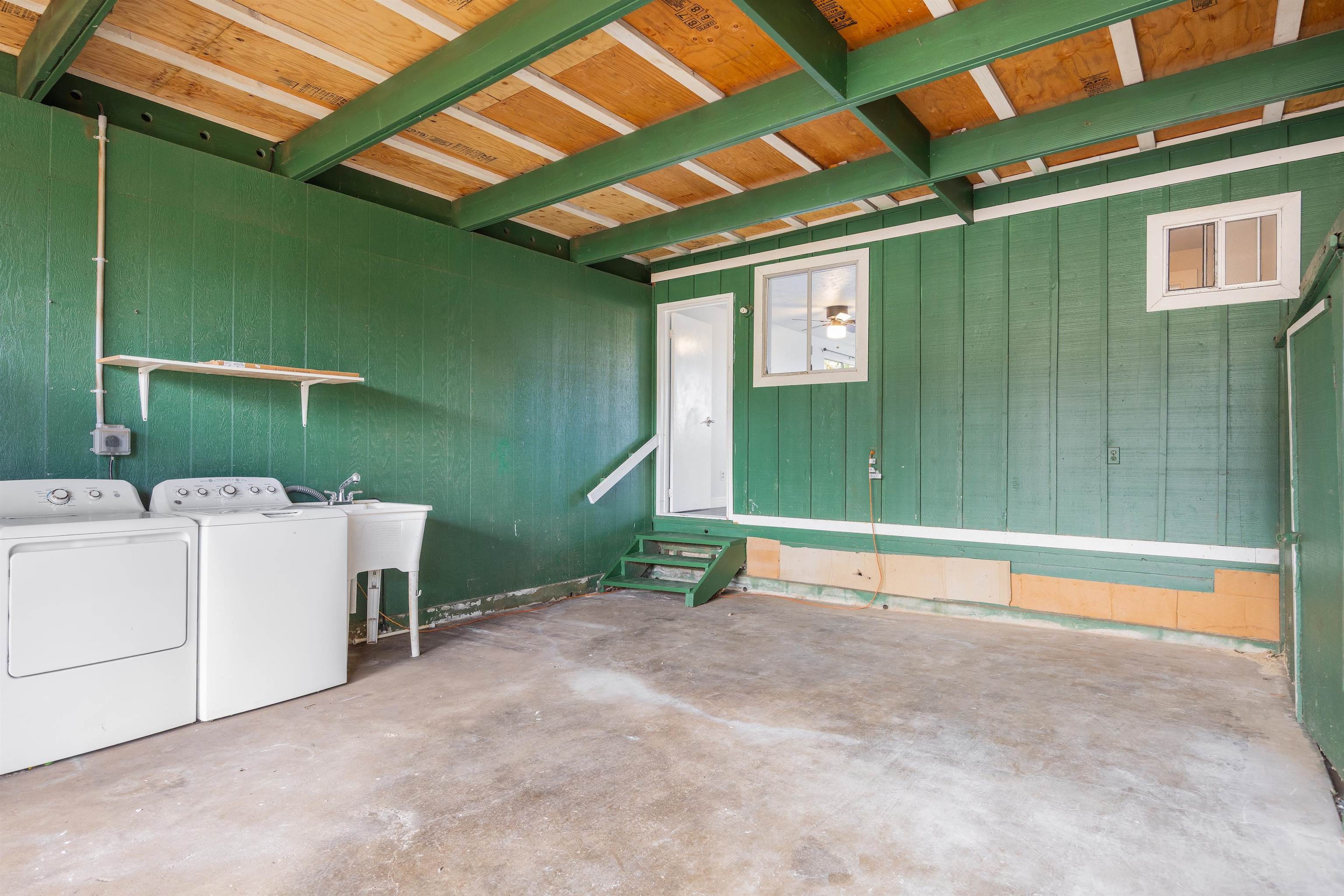 3576  Pahala St Makawao Town, Makawao/Olinda/Haliimaile home - photo 25 of 28