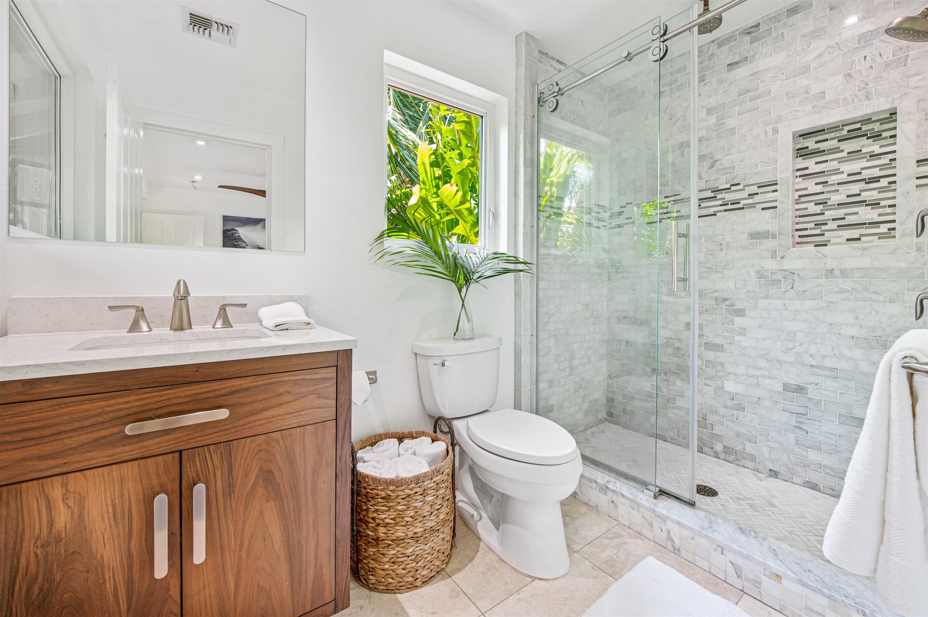 36  Hoku Pl Paia Town, Spreckelsville/Paia/Kuau home - photo 11 of 16