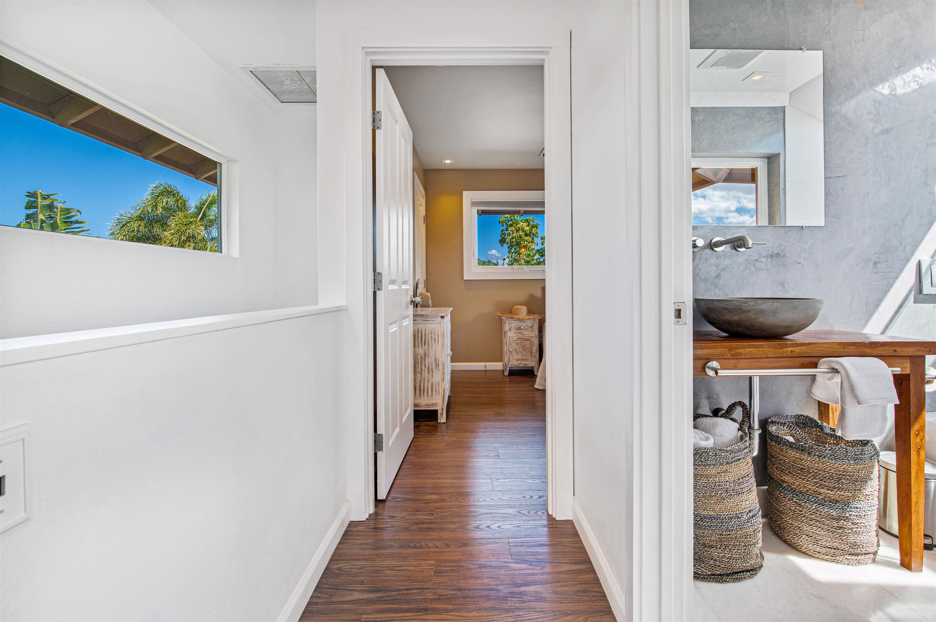 36  Hoku Pl Paia Town, Spreckelsville/Paia/Kuau home - photo 7 of 16