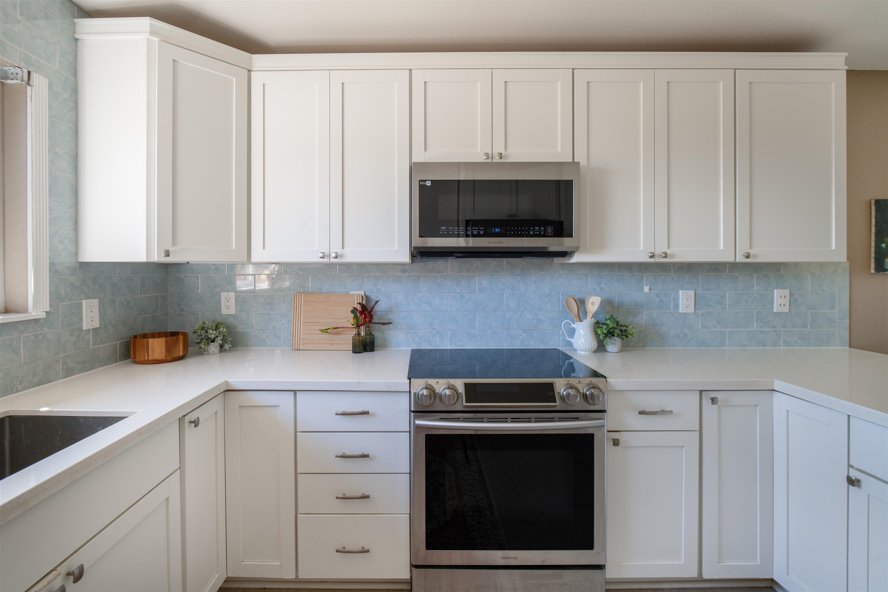 36  Kaikai St Waikapu Gardens, Wailuku home - photo 2 of 48