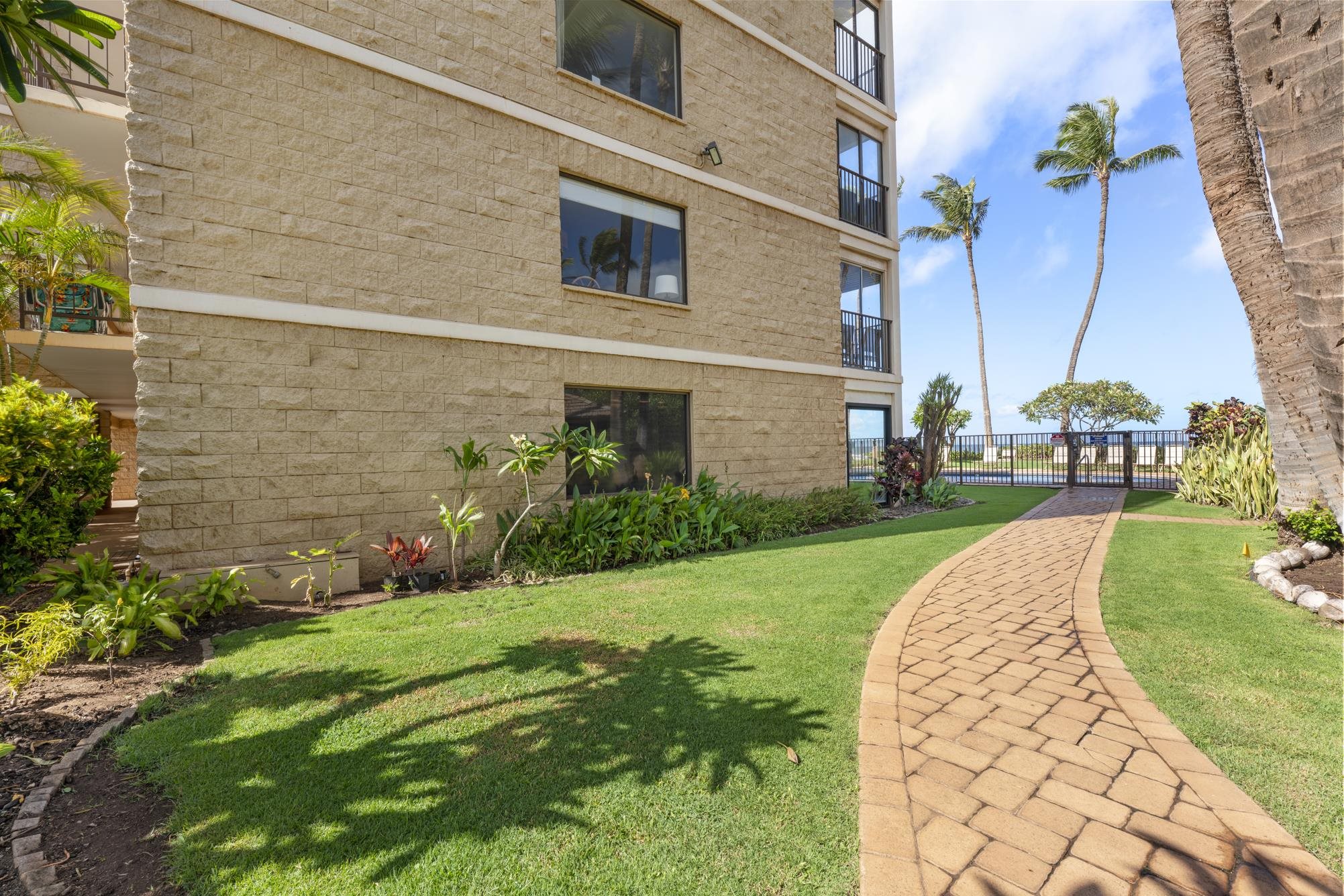 Kihei Beach condo # 101, Kihei, Hawaii - photo 13 of 39