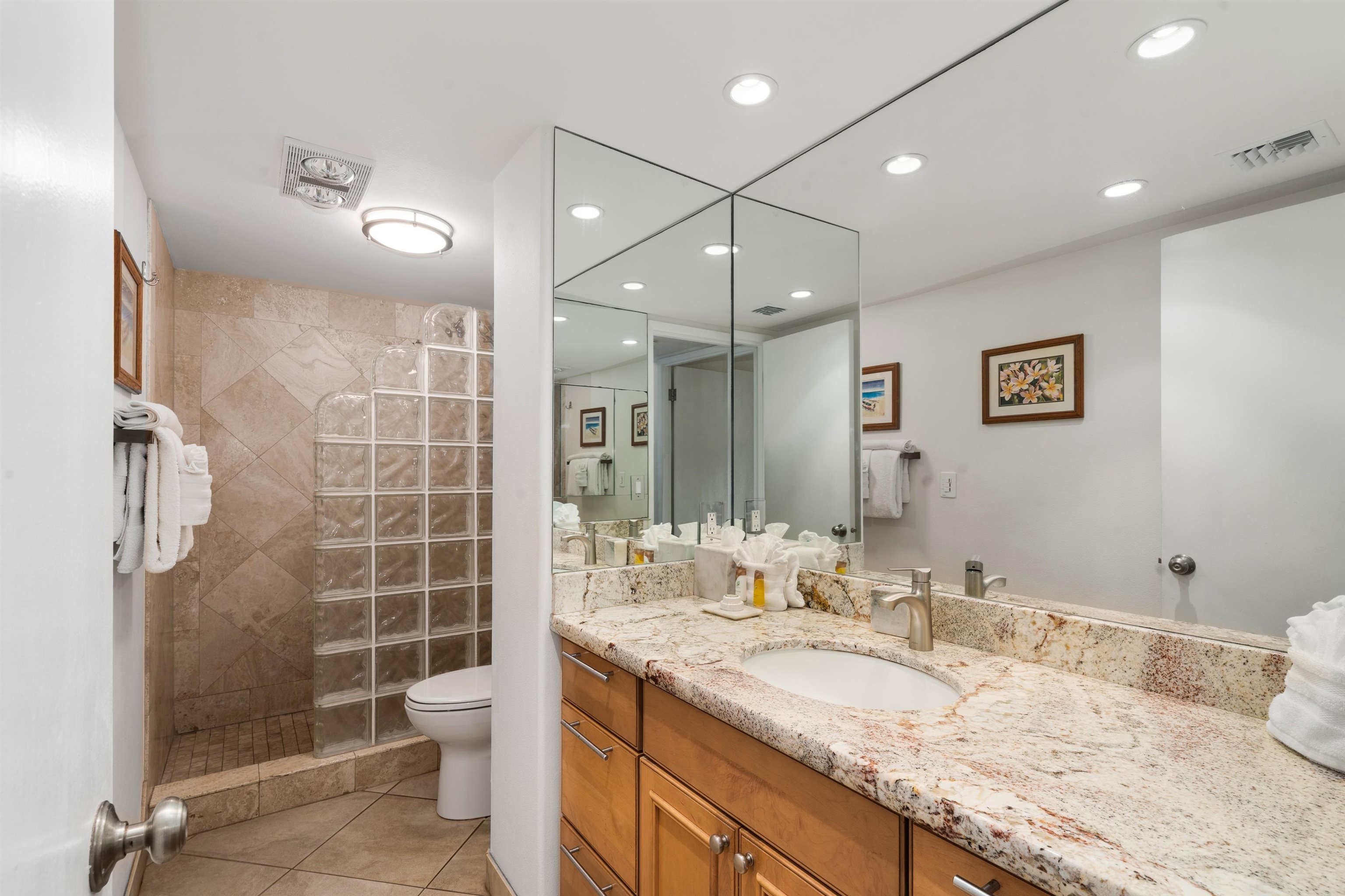 Kihei Beach condo # 603, Kihei, Hawaii - photo 10 of 37