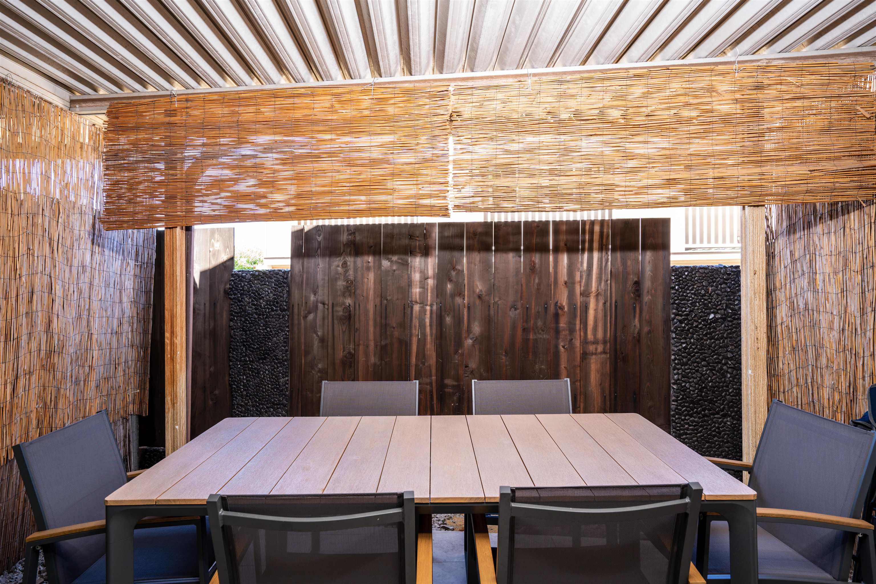 Kalama Gardens condo # 5, Kihei, Hawaii - photo 8 of 22