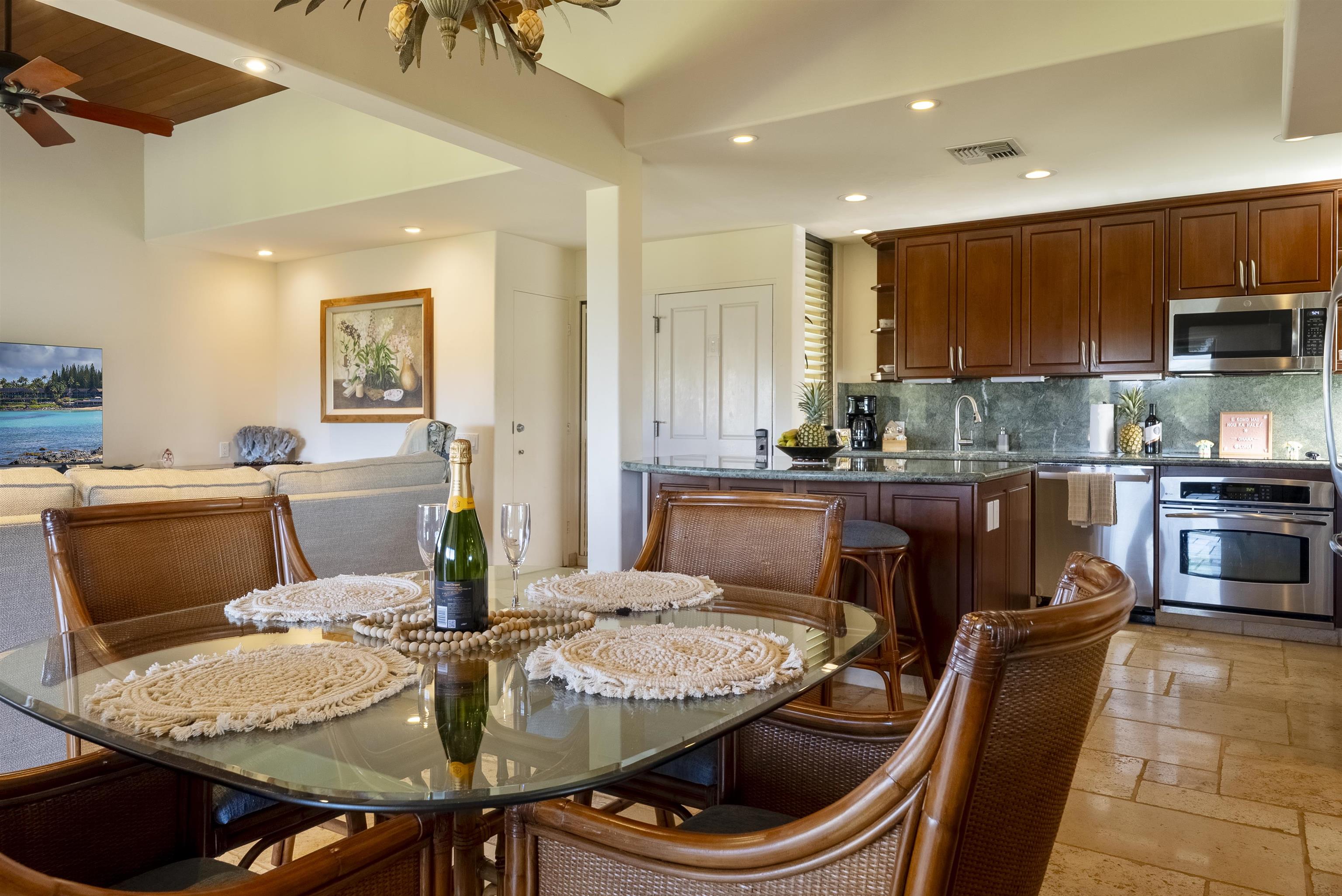 Wailea Elua I A condo # 2012, Kihei, Hawaii - photo 13 of 31