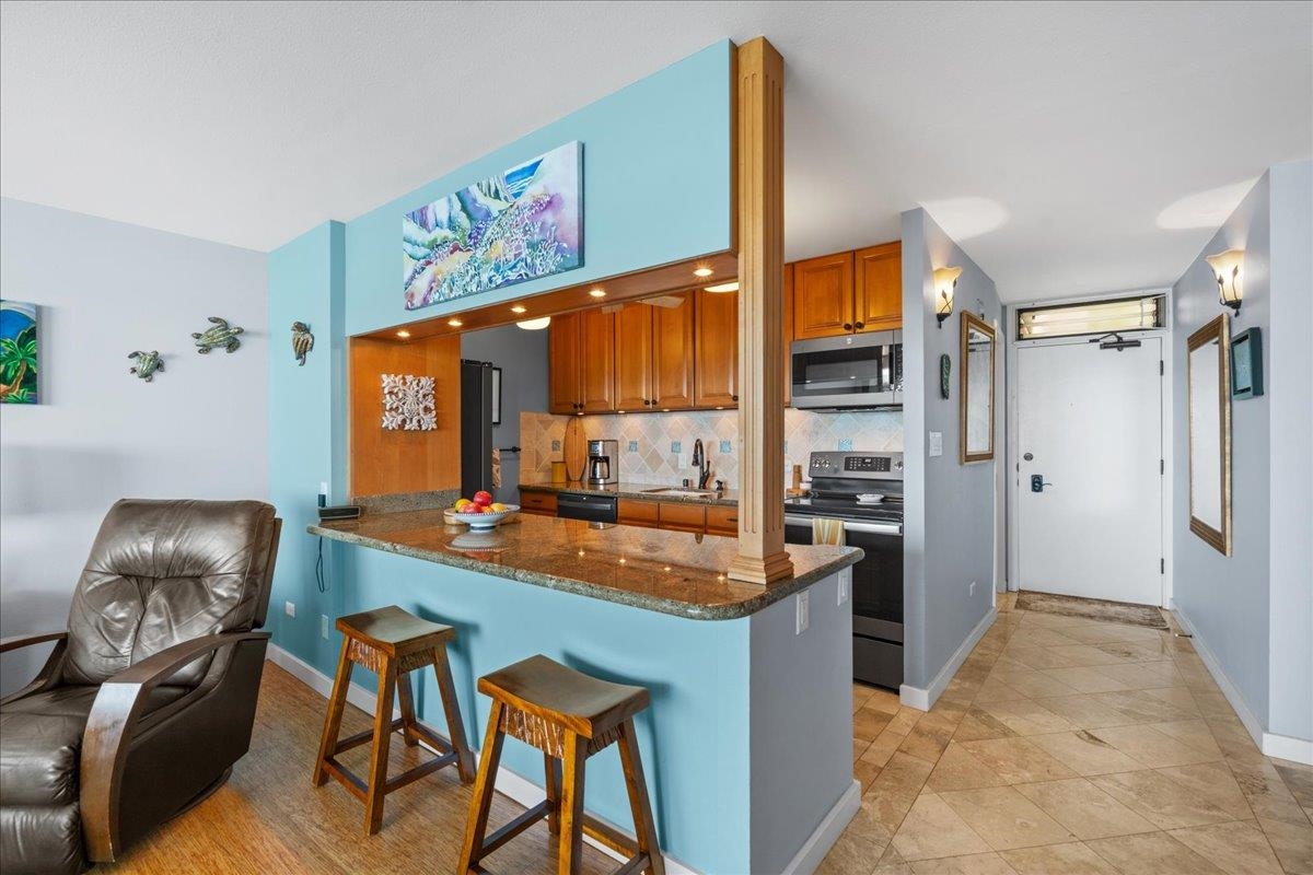 Paki Maui I II condo # 201, Lahaina, Hawaii - photo 15 of 37