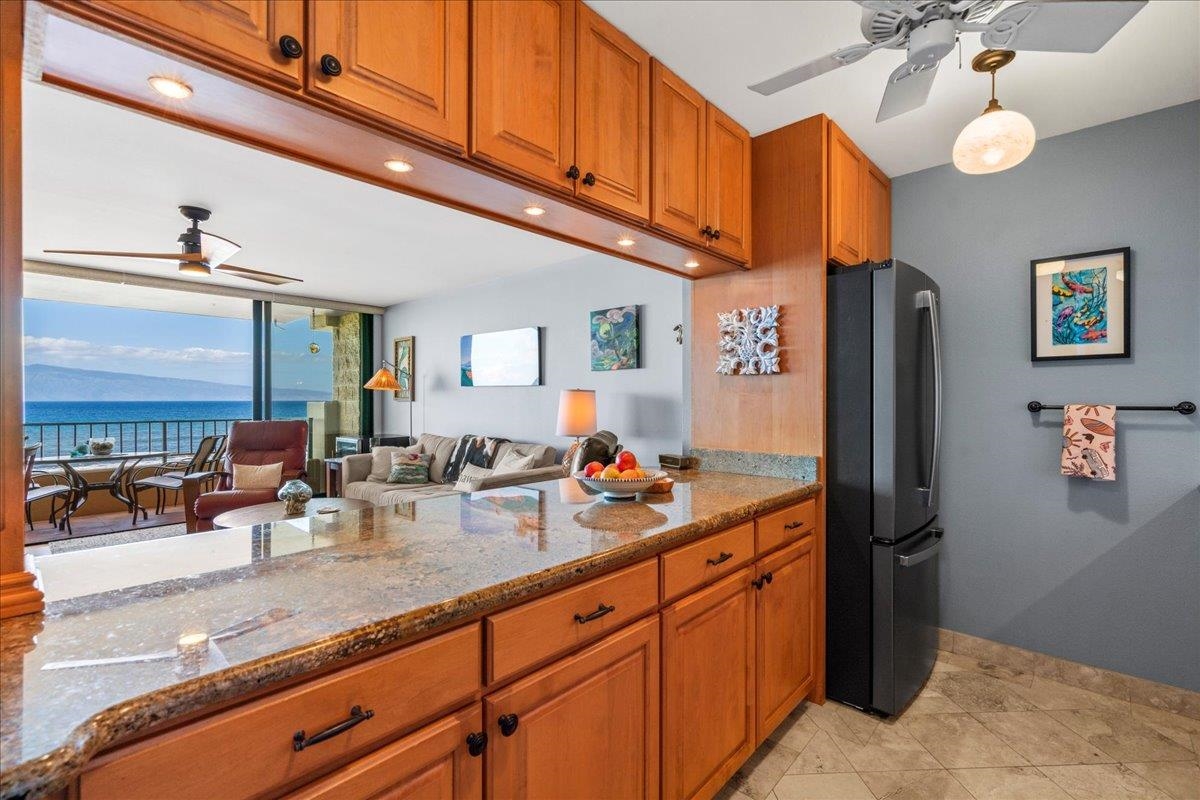 Paki Maui I II condo # 201, Lahaina, Hawaii - photo 16 of 37