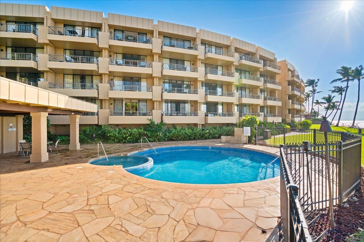 Paki Maui I II condo # 201, Lahaina, Hawaii - photo 30 of 37