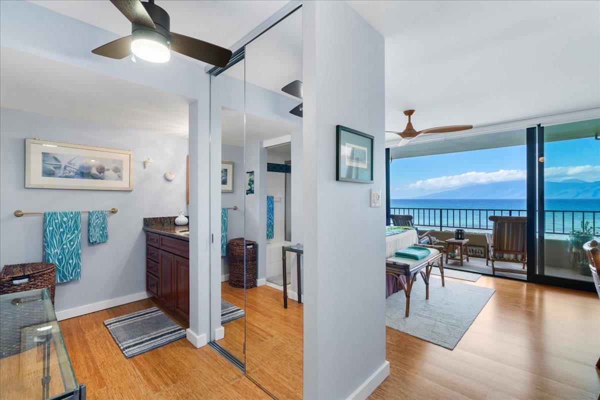 Paki Maui I II condo # 201, Lahaina, Hawaii - photo 9 of 37