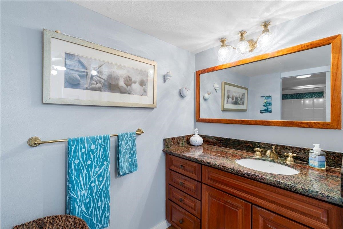 Paki Maui I II condo # 201, Lahaina, Hawaii - photo 10 of 37