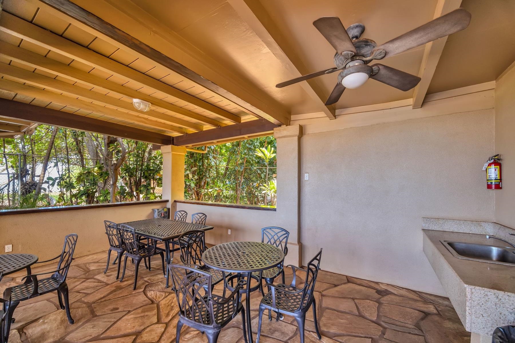 Paki Maui I II condo # 307, Lahaina, Hawaii - photo 17 of 19