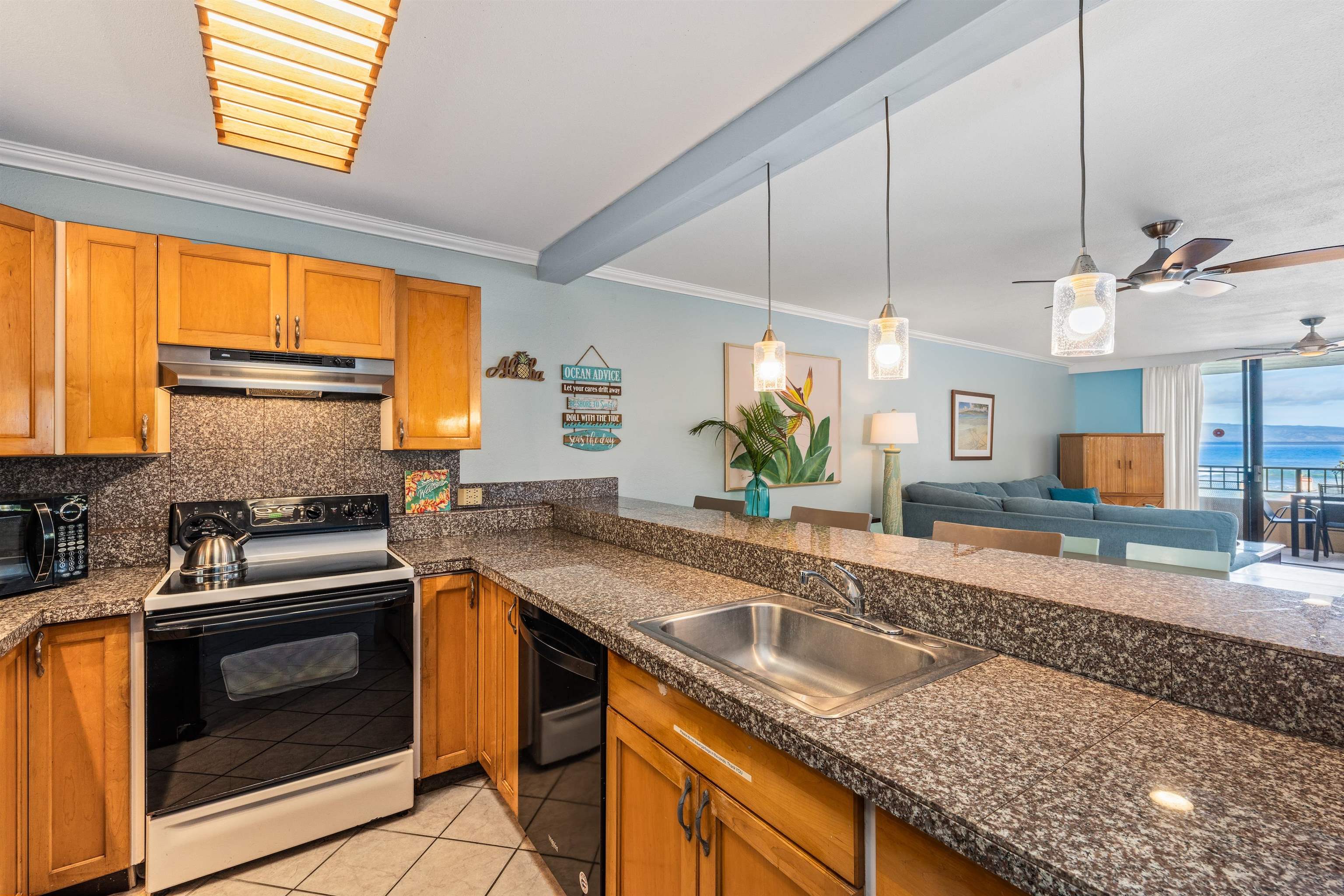 Paki Maui III condo # 123, Lahaina, Hawaii - photo 25 of 41