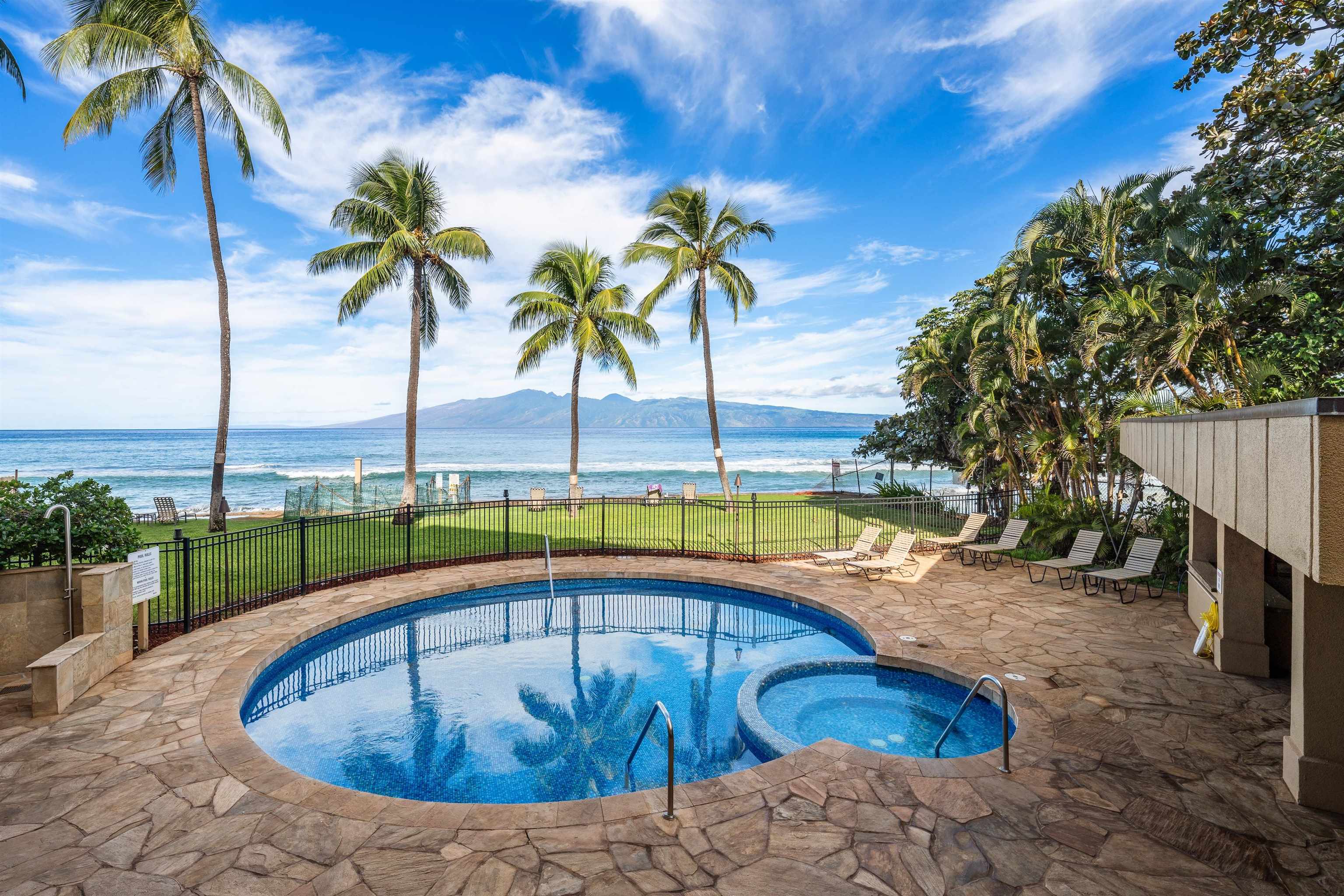 Paki Maui I II condo # 123, Lahaina, Hawaii - photo 3 of 41