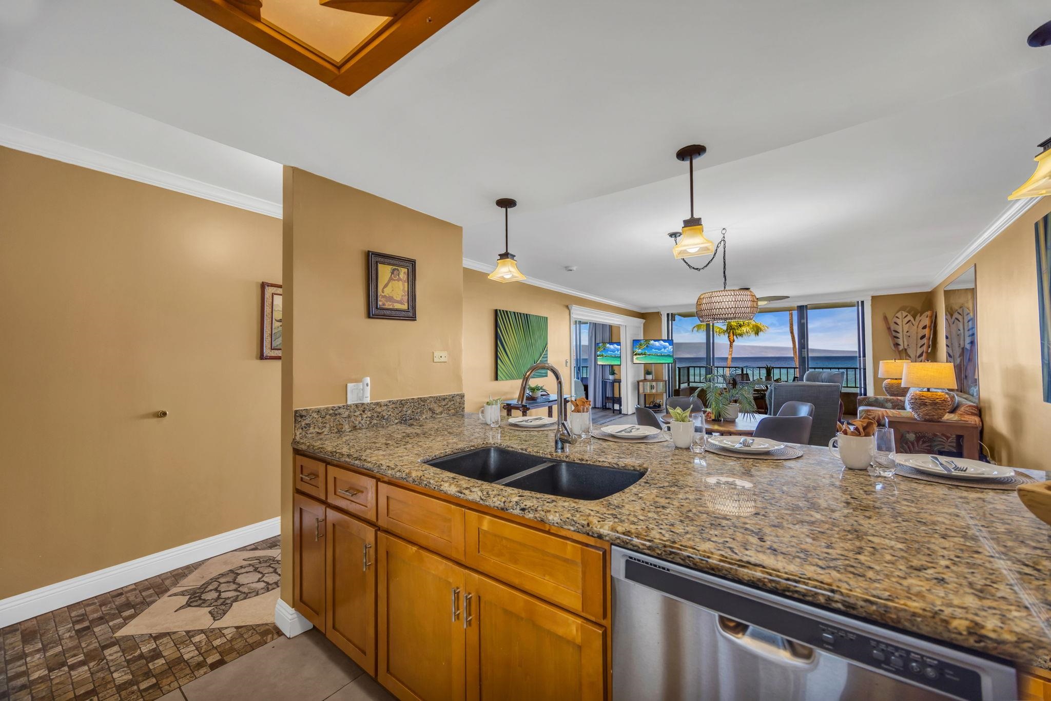 Paki Maui III condo # 222, Lahaina, Hawaii - photo 8 of 50