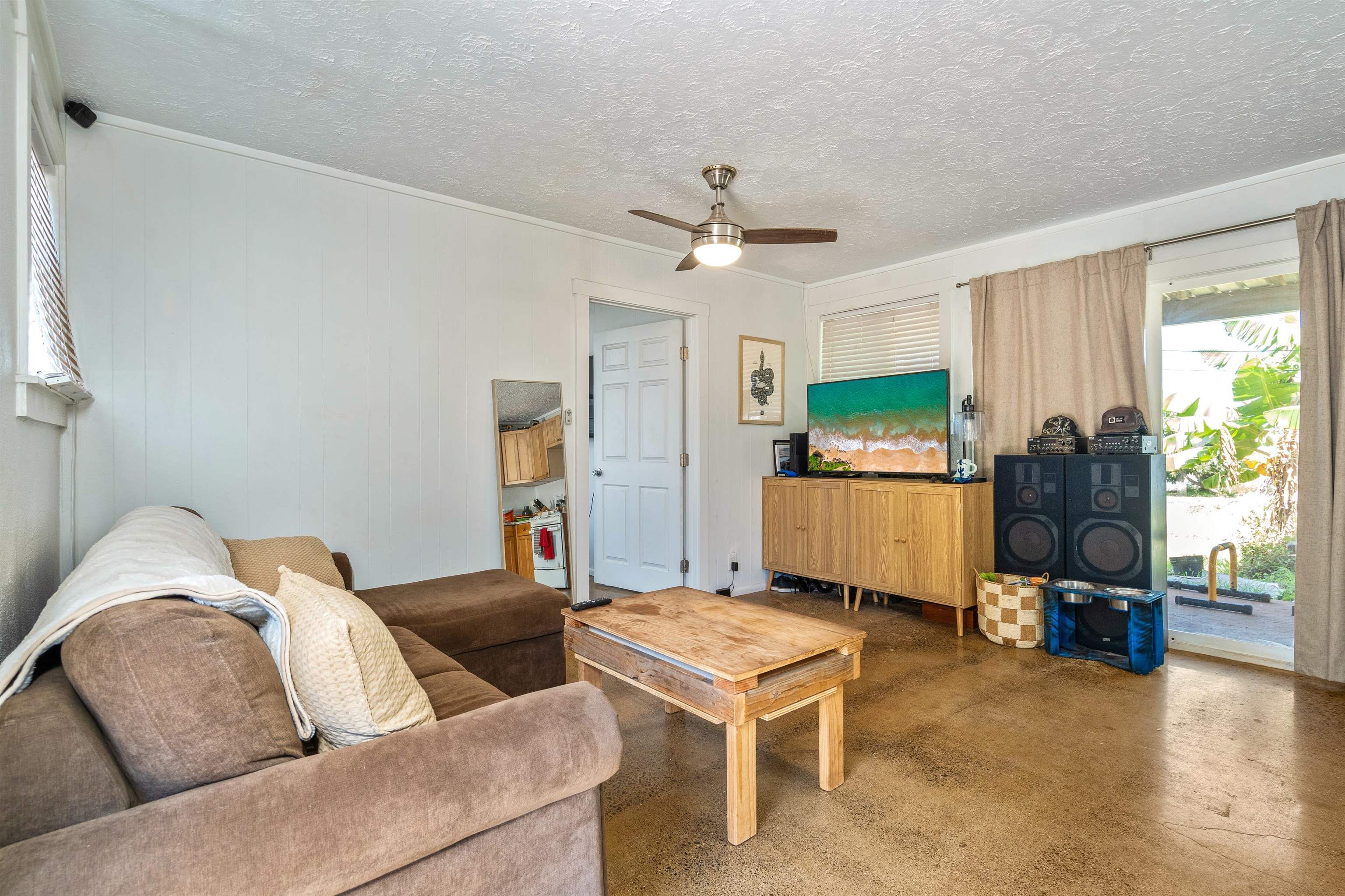 362  Oe St , Kihei home - photo 6 of 35