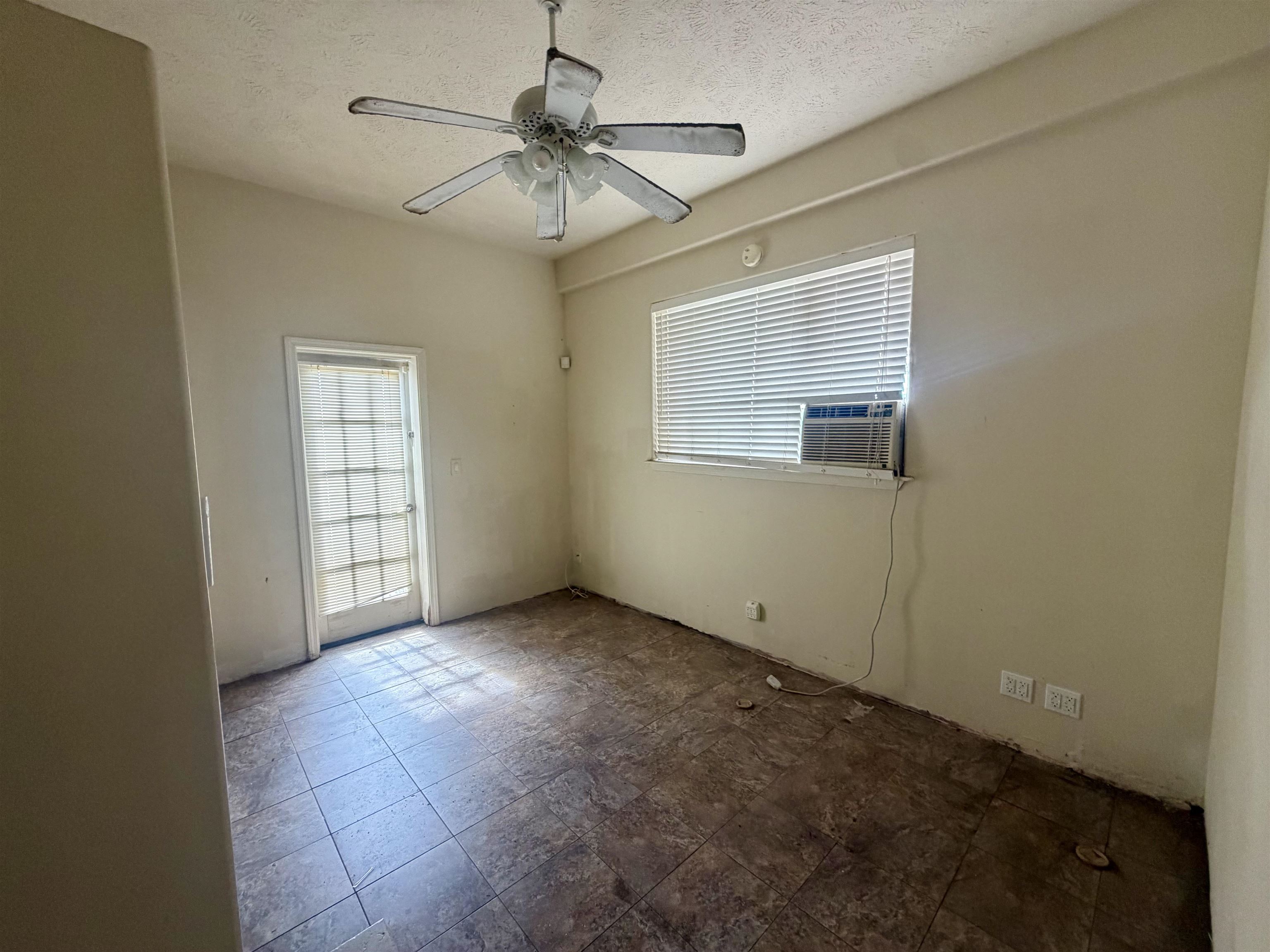 364  Liholiho St Old Sandhills, Wailuku home - photo 16 of 23