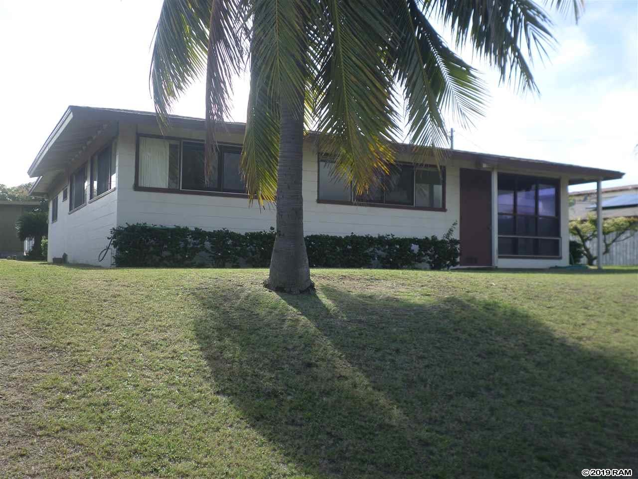 365  KAMEHAMEHA Ave , Kahului home - photo 2 of 25
