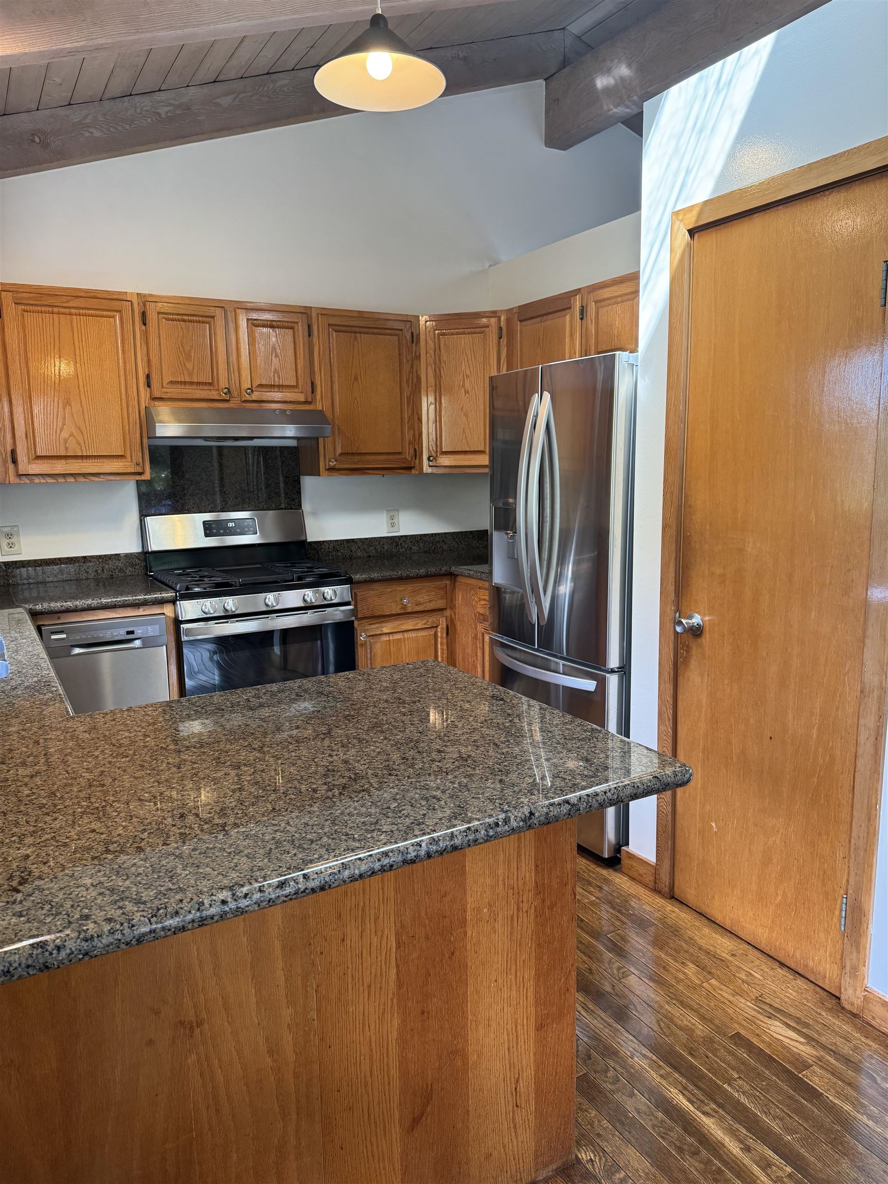 3655  Brewer Rd Makawao Town, Makawao/Olinda/Haliimaile home - photo 10 of 23