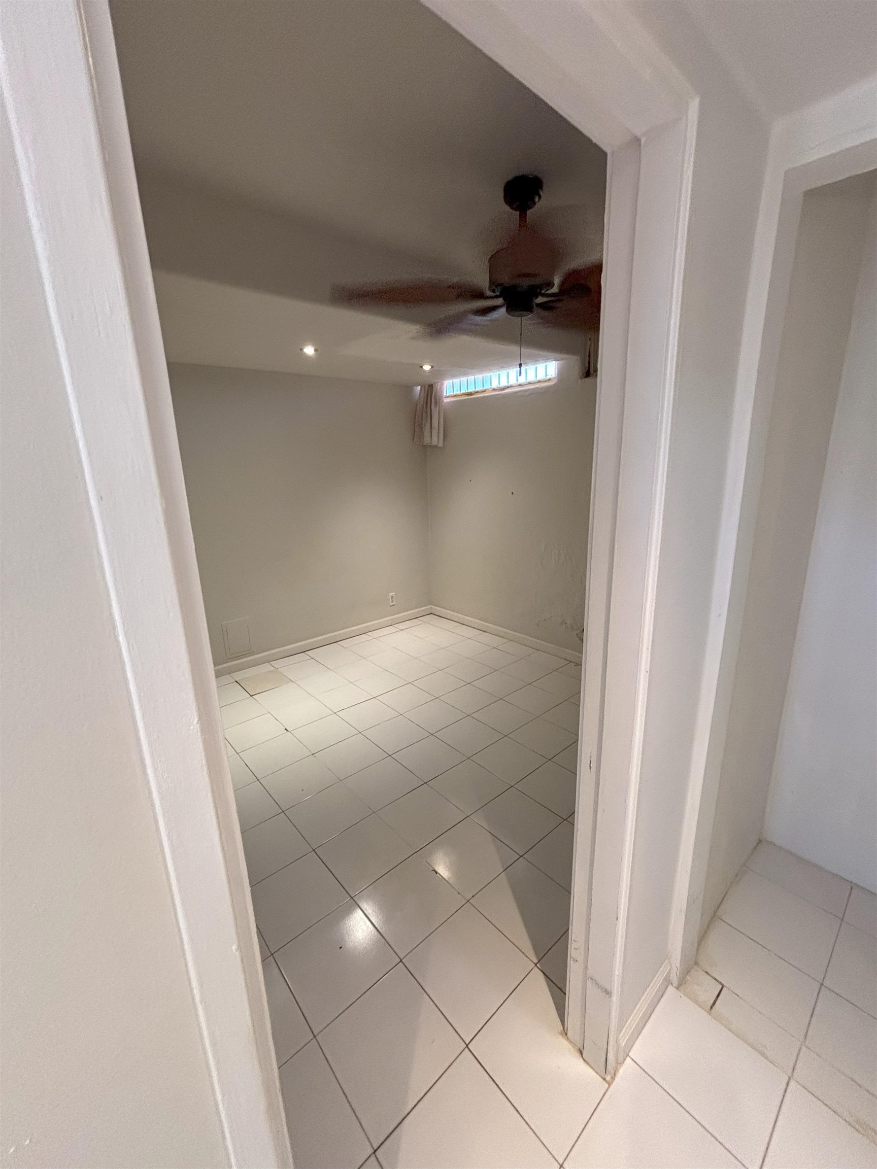 Honokowai East condo # 101, Lahaina, Hawaii - photo 11 of 15