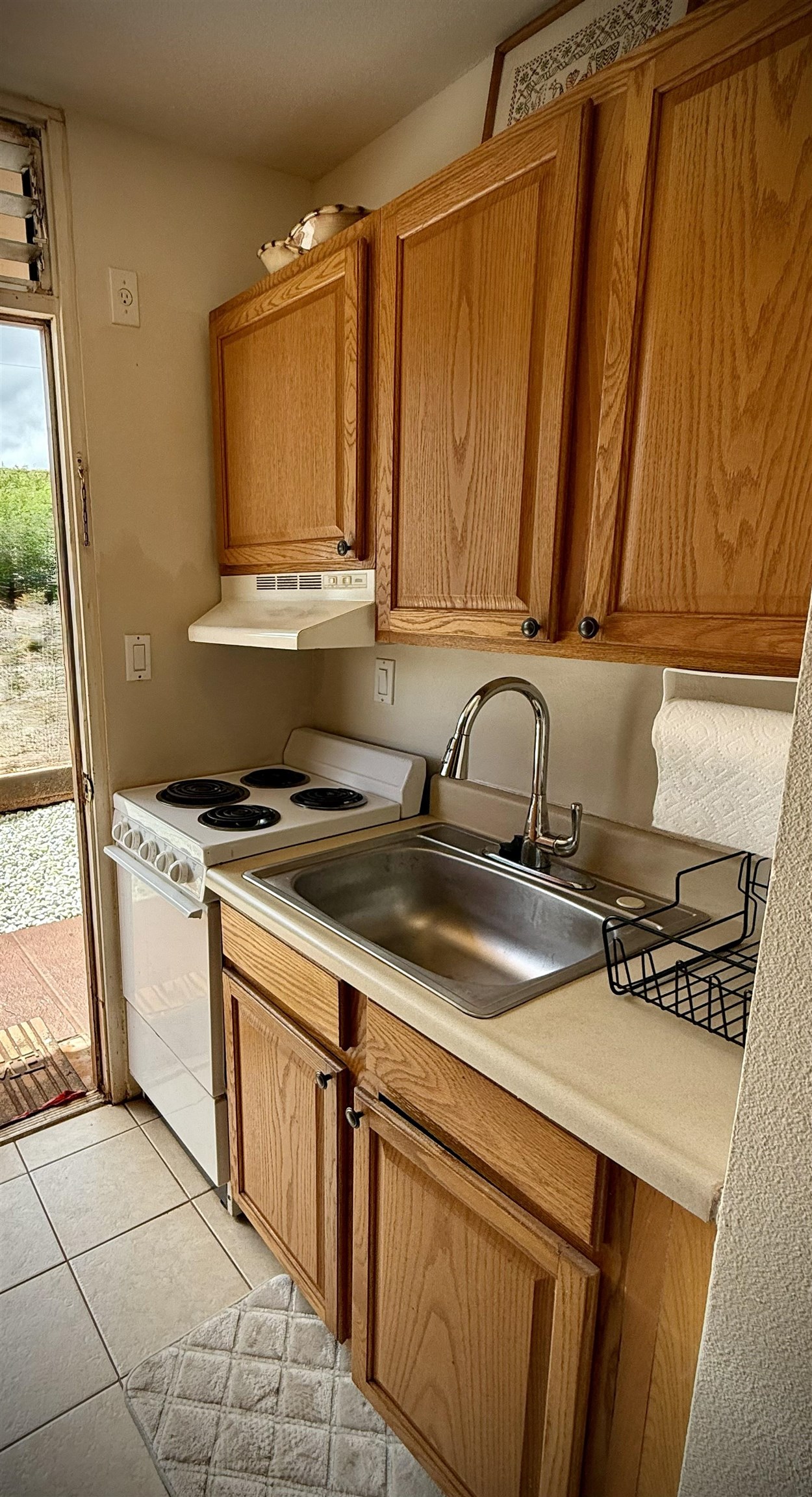 Honokowai East condo # 108, Lahaina, Hawaii - photo 10 of 18