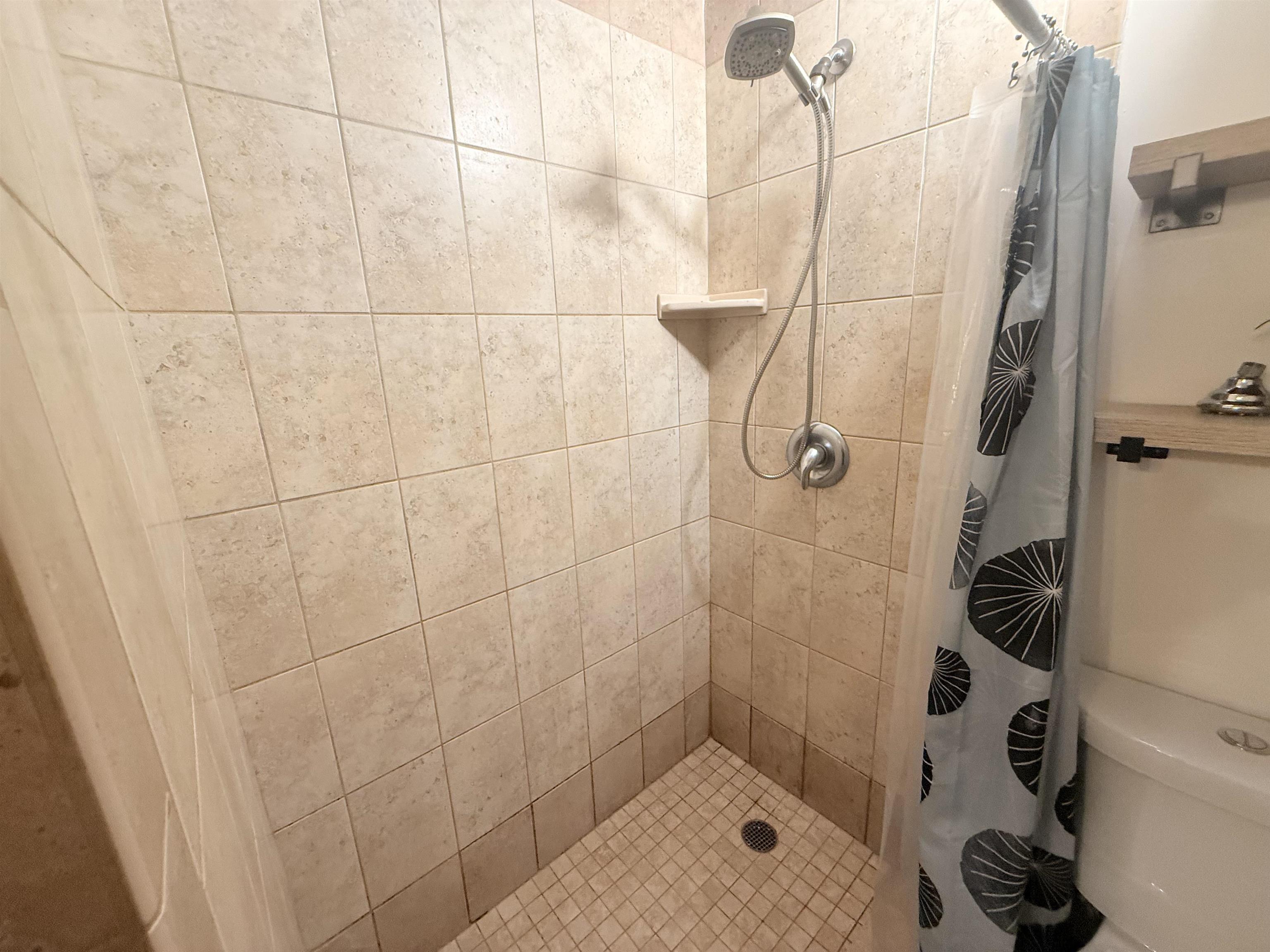 Honokowai East condo # 111, Lahaina, Hawaii - photo 10 of 32