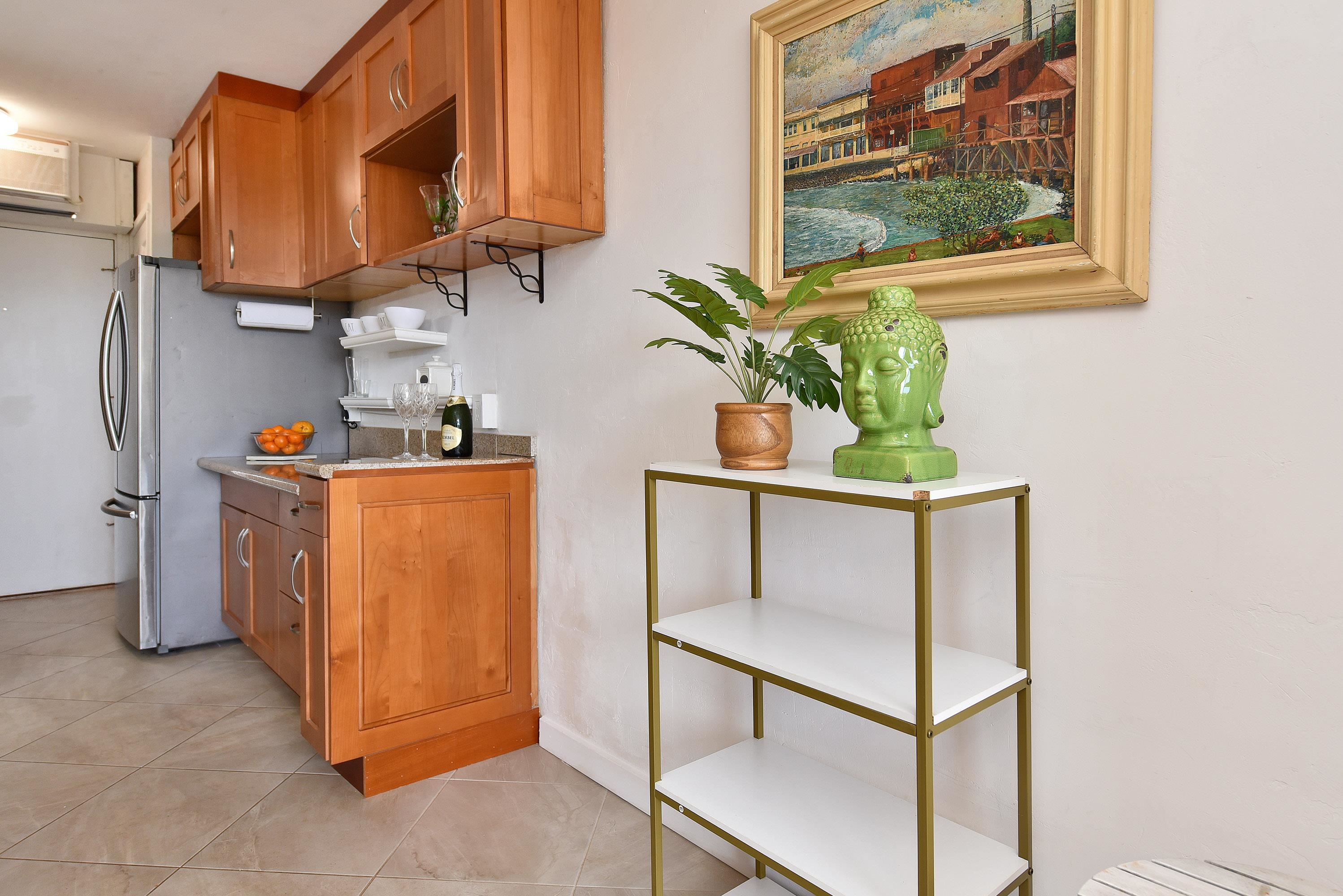 Honokowai East condo # 302, Lahaina, Hawaii - photo 11 of 27