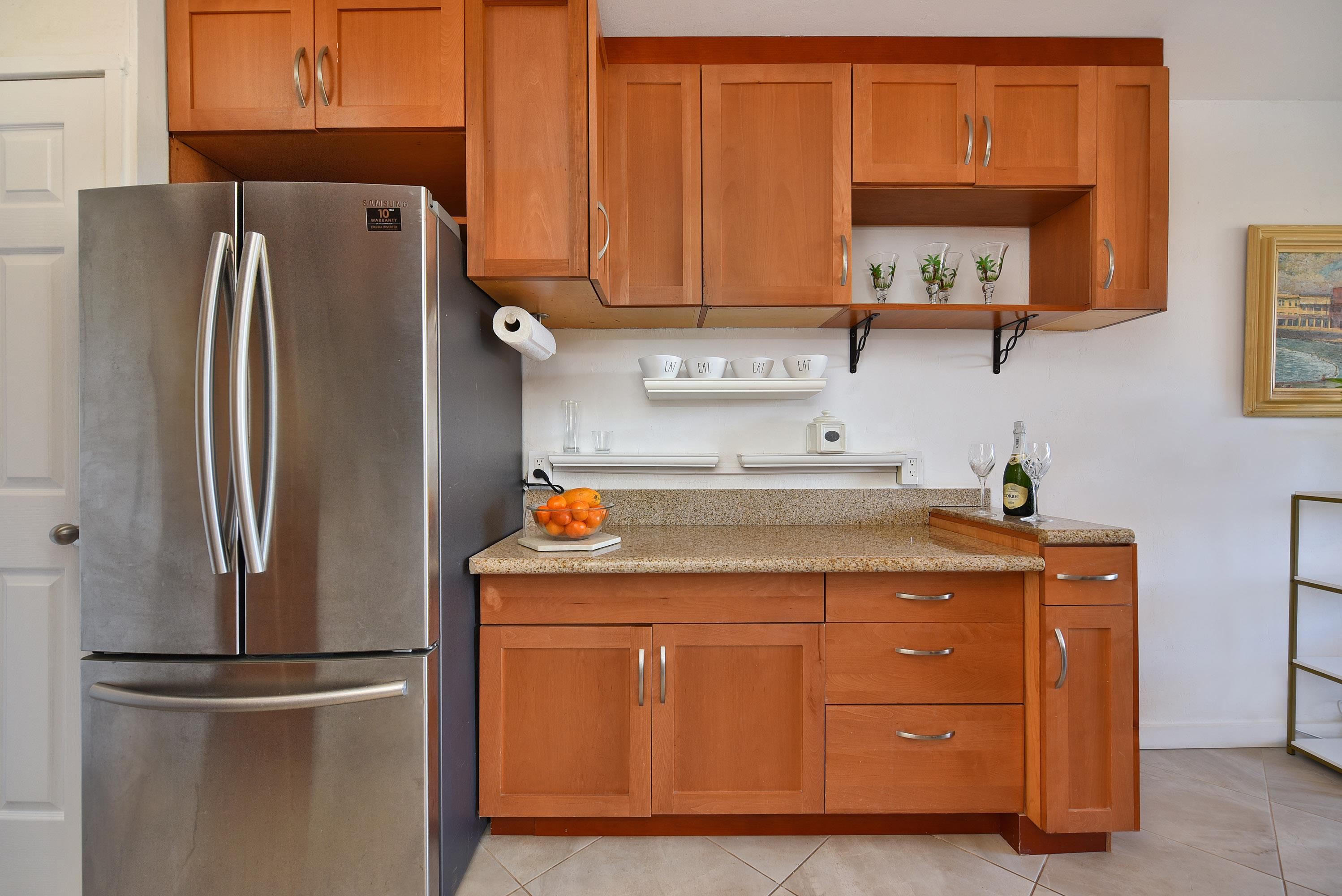 Honokowai East condo # 302, Lahaina, Hawaii - photo 12 of 27