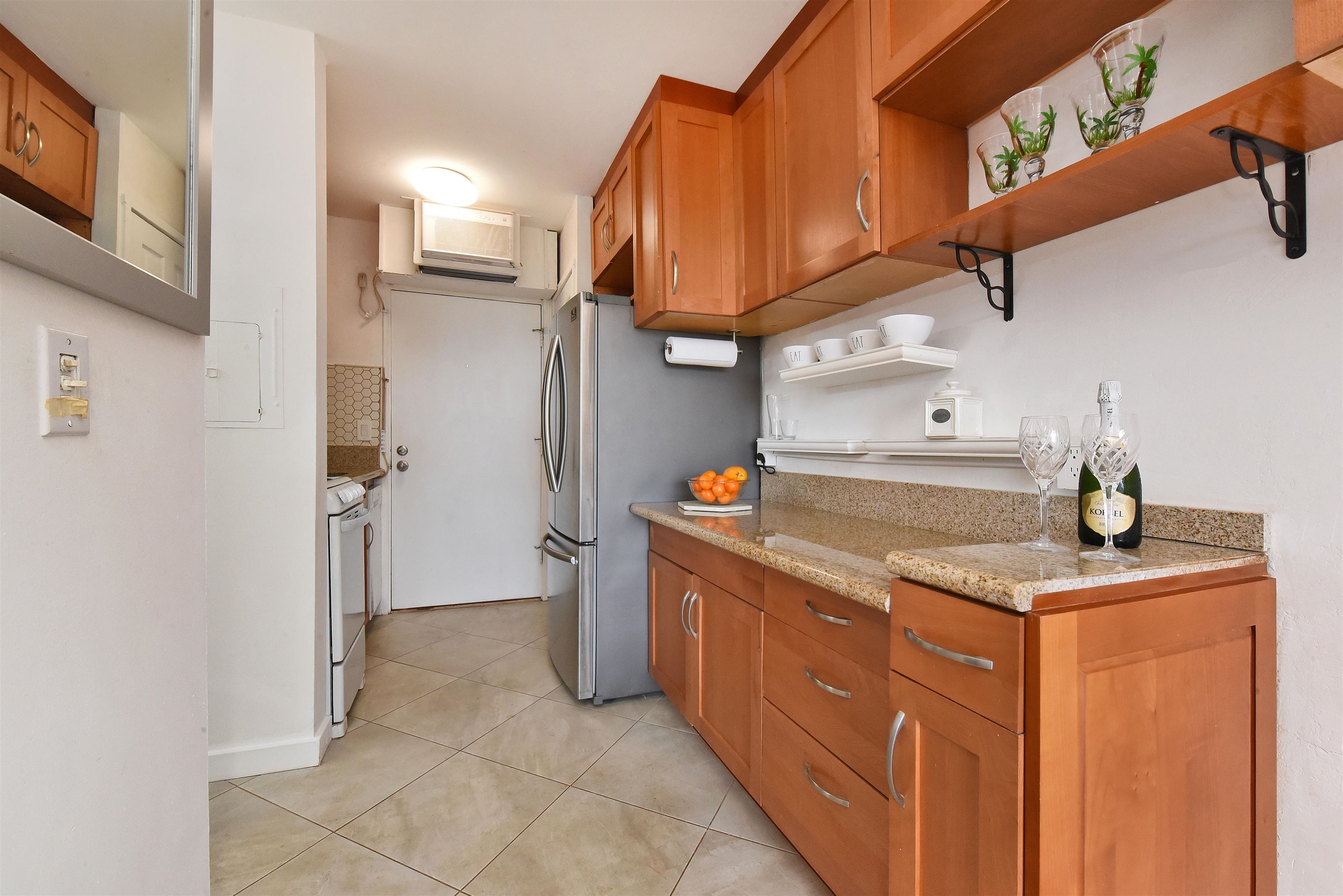 Honokowai East condo # 302, Lahaina, Hawaii - photo 17 of 29