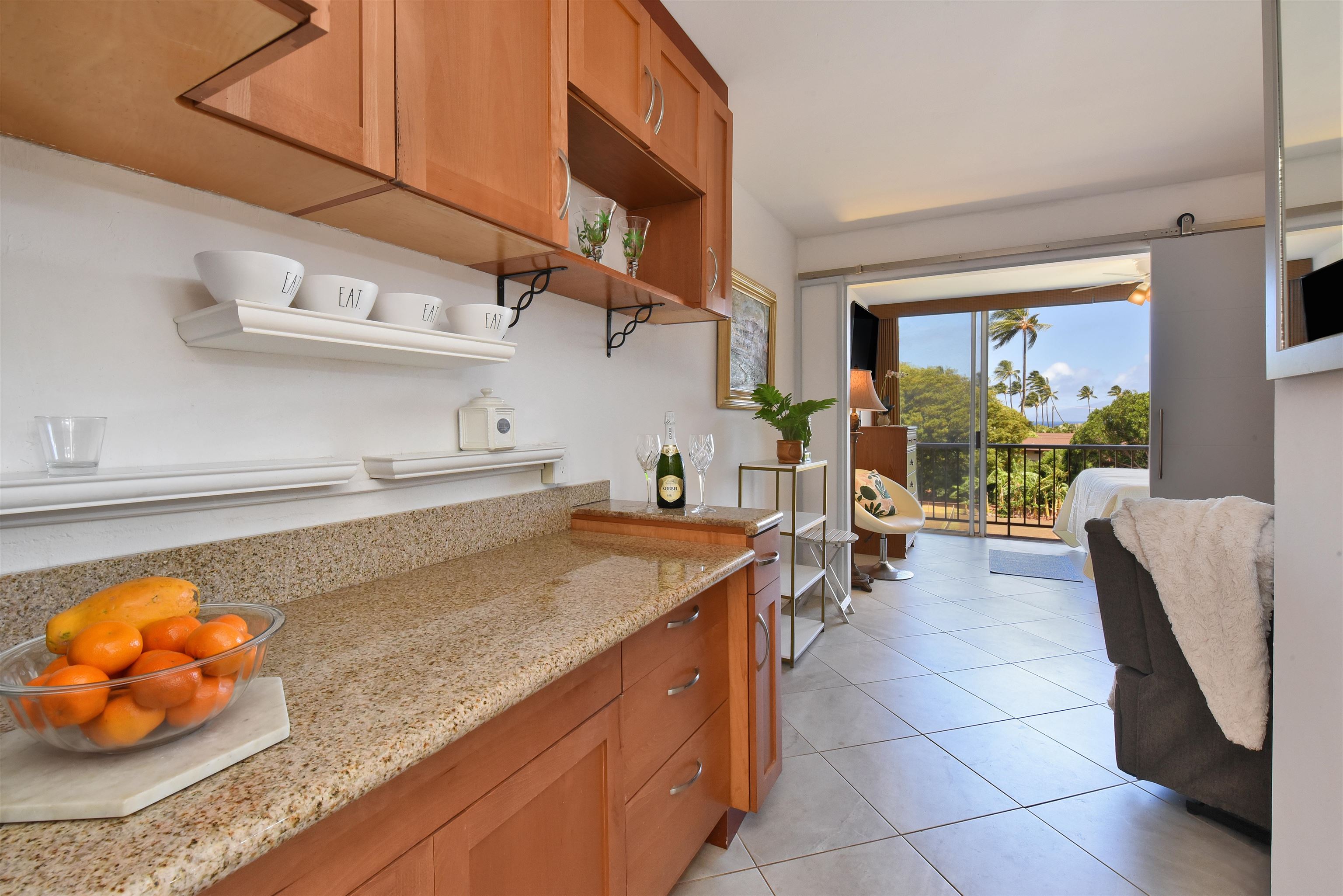 Honokowai East condo # 302, Lahaina, Hawaii - photo 18 of 29