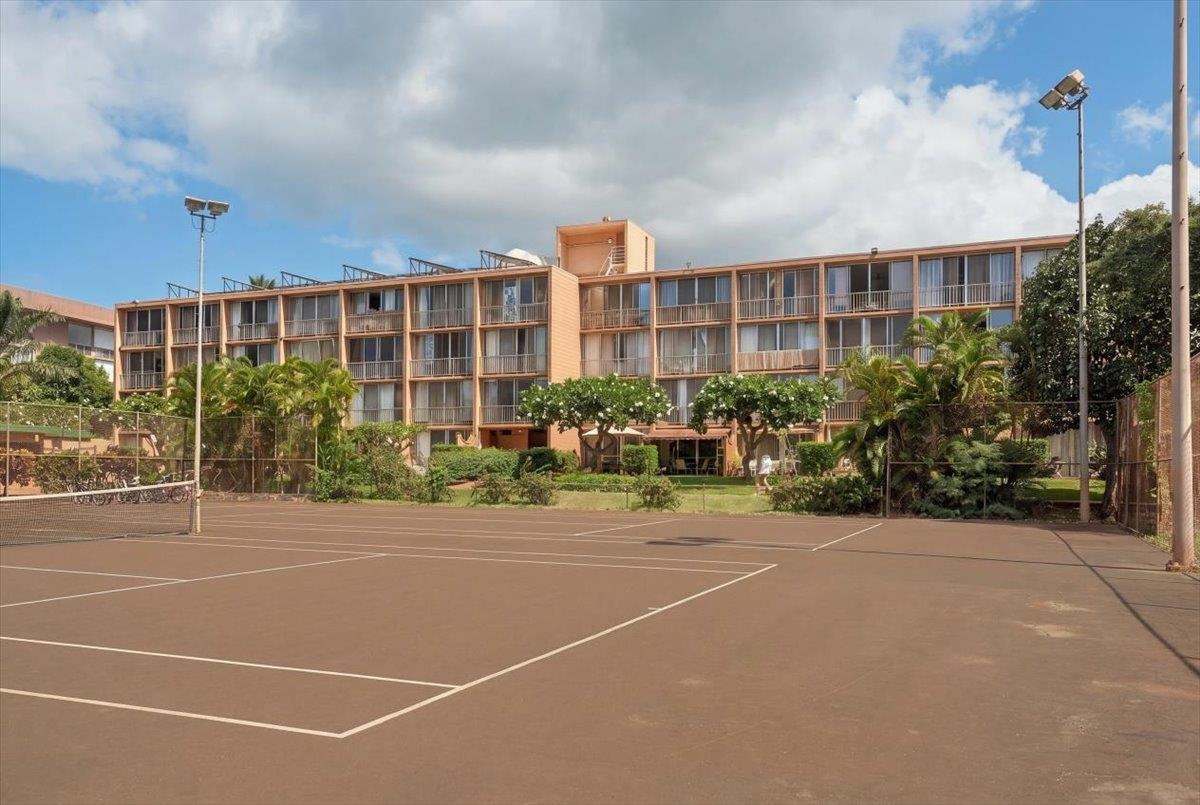 Honokowai East condo # 401, Lahaina, Hawaii - photo 2 of 34